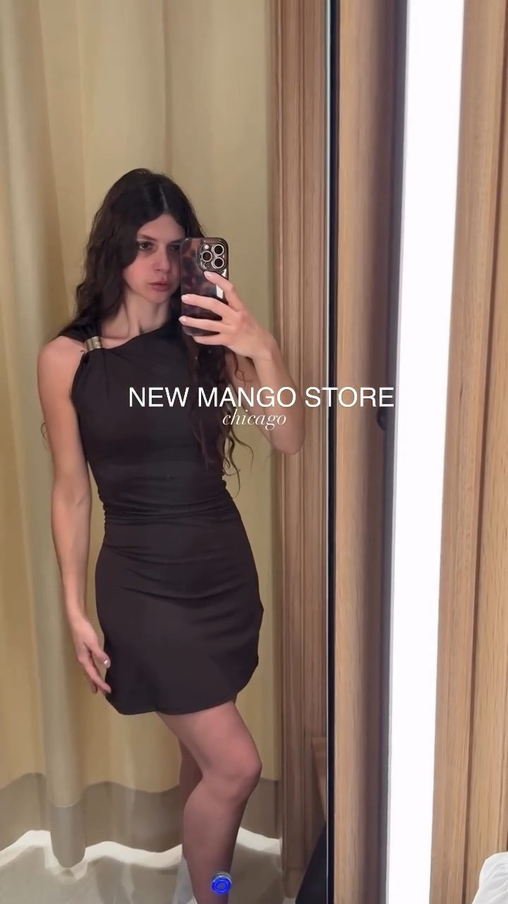 unfortunately for my bank account, my favorite store is now in chicago @mango 

#chicagofashion #elegantstyle 
new store opening chicago, chicago fashion scene, shopping vlog