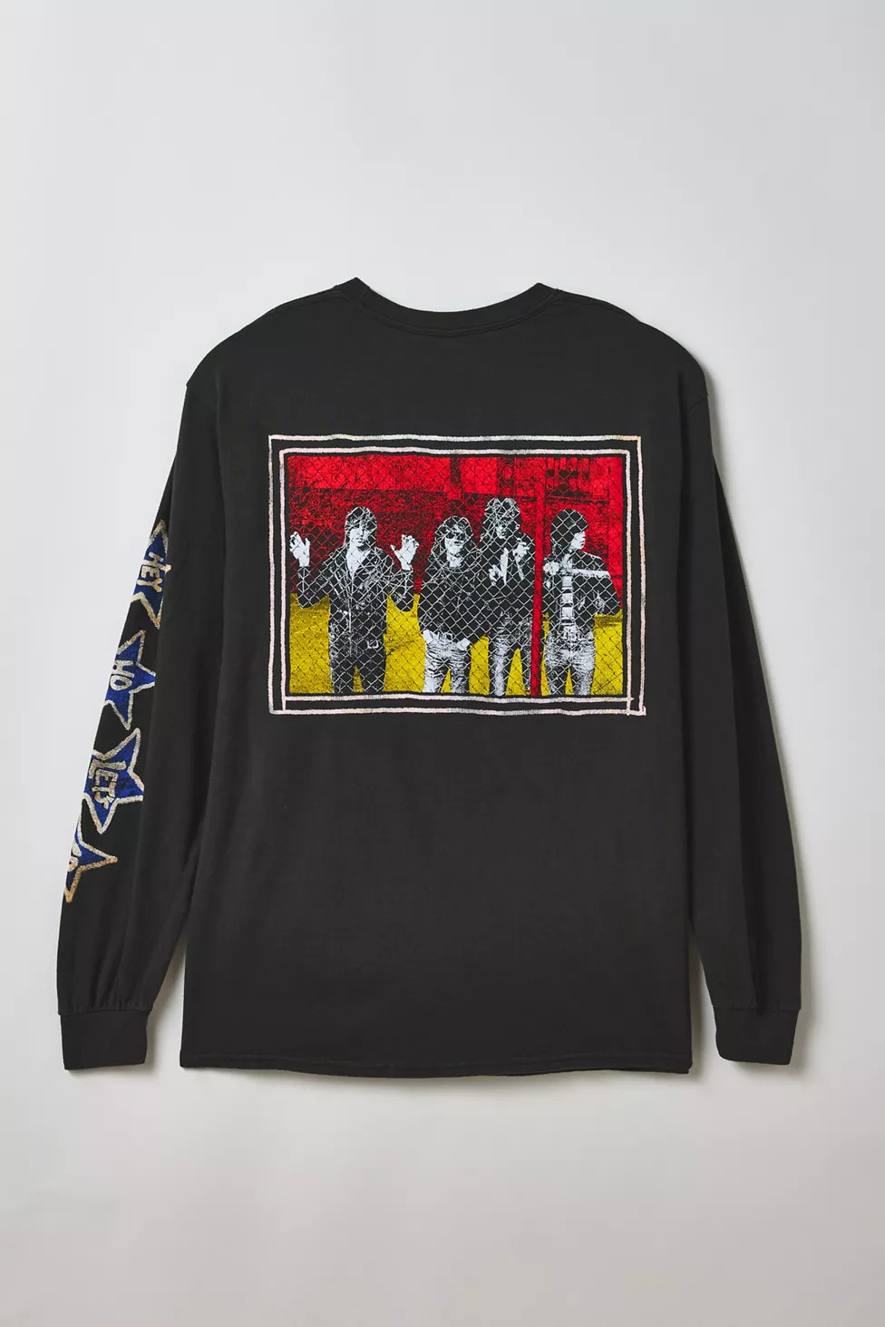 Ramones Star Graphic Long Sleeve Tee | Urban Outfitters (US and RoW)