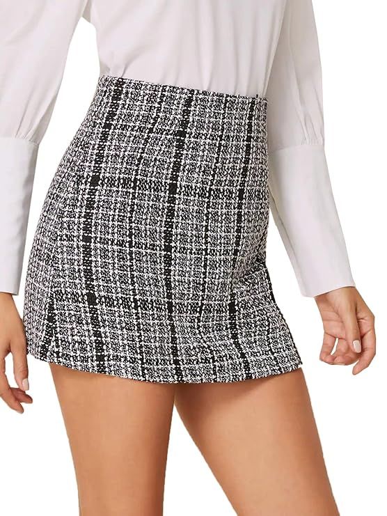 WDIRARA Women's Mid Waist Above Knee A-Line Tweed Mini Short Plaid Skirt | Amazon (US)
