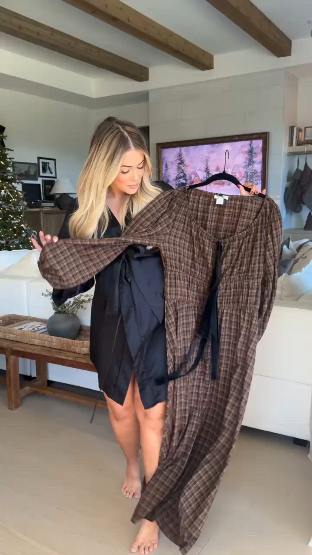 Obsessed with this dress!!! It’s finally back in stock🤎🦃  I’m in a 12 but would size down to a 10

#LTKSeasonal #LTKMidsize #LTKHoliday