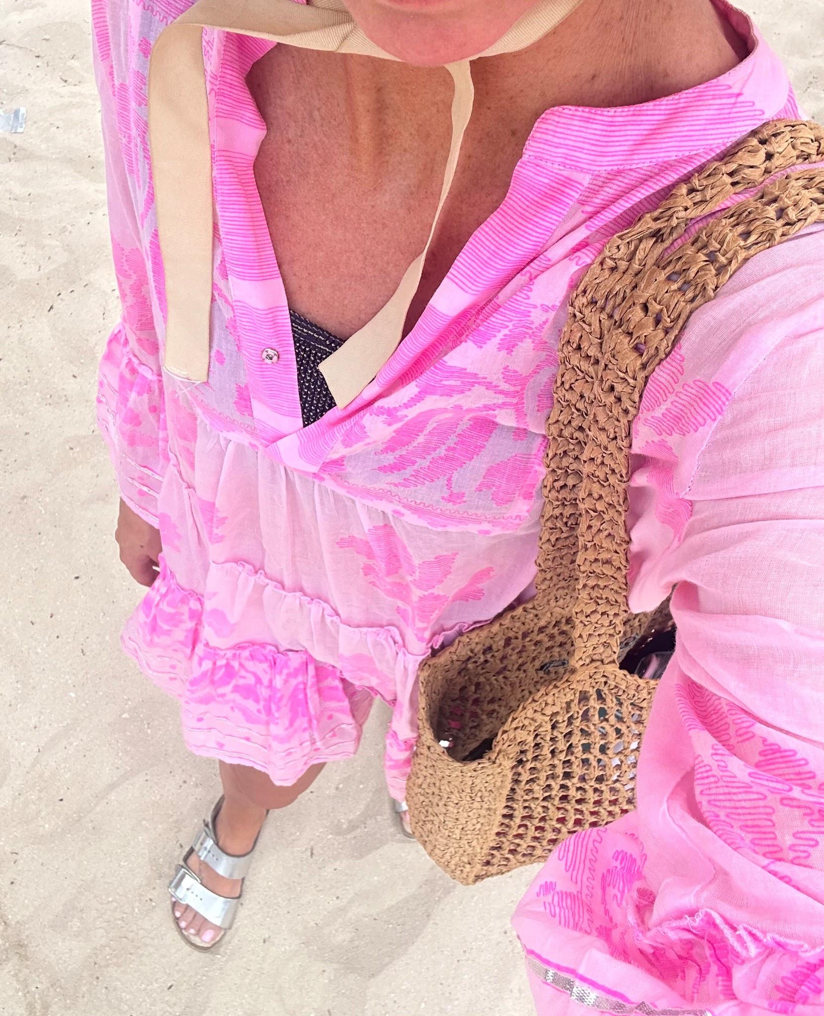 Beach look
#swimcoverup
#beachcoverup
#resortwear

#LTKSeasonal #LTKSwim #LTKSaleAlert