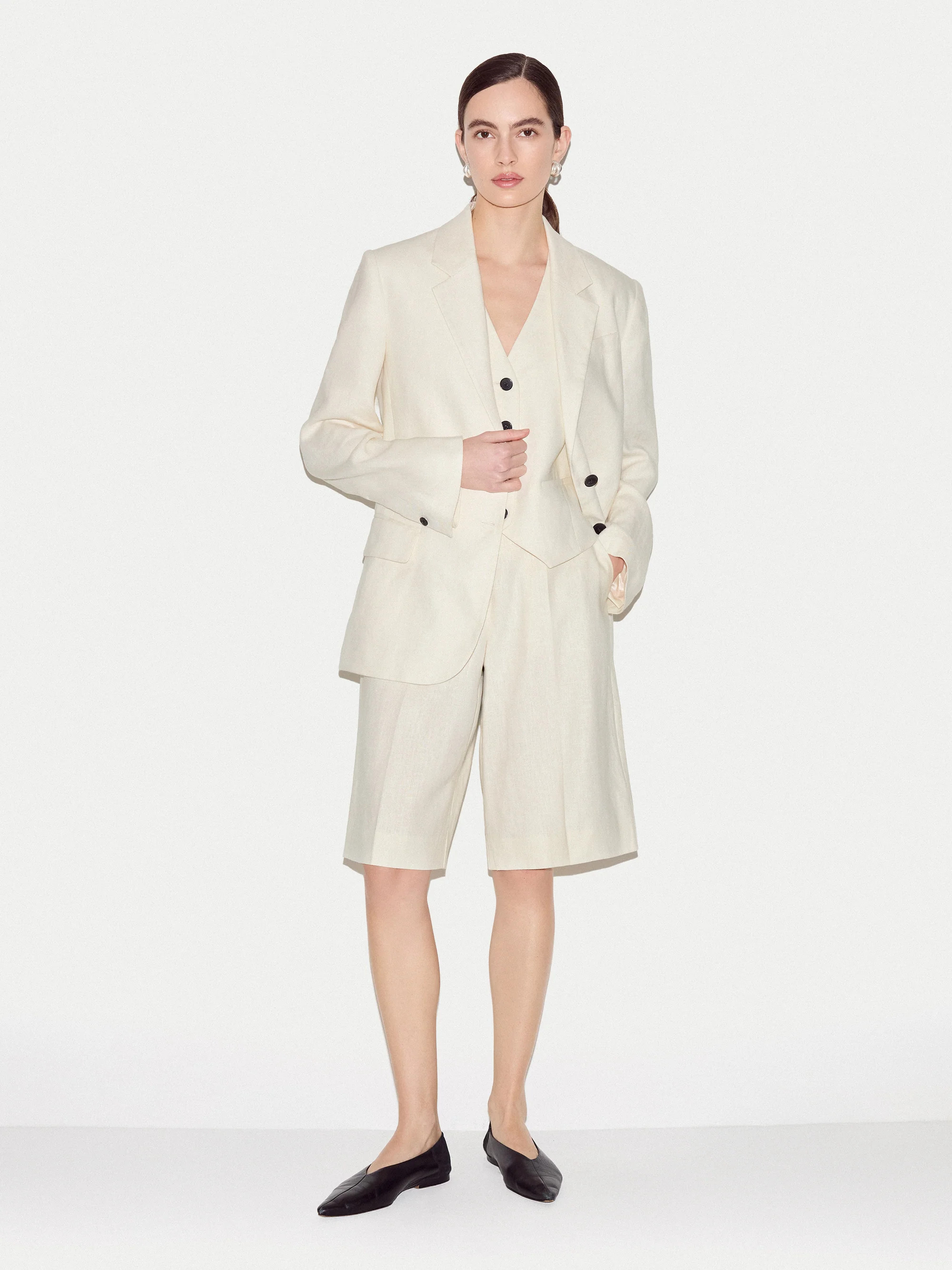 Linen Bermuda Short | Cream | Jigsaw (UK)