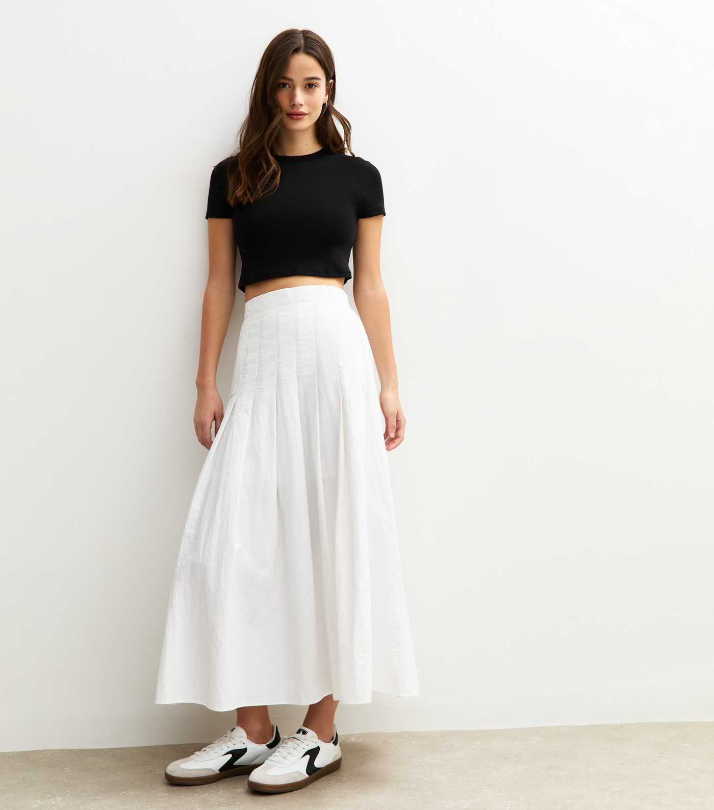 White Pleated Midi Skirt | New Look | New Look (UK)