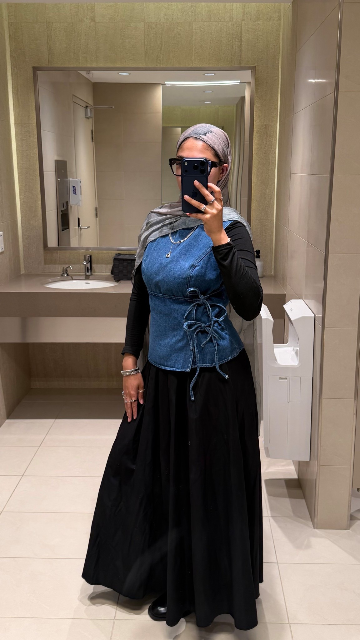 cute denim tie shirt

#LTKmodest #LTKworkwear #LTKstyletip