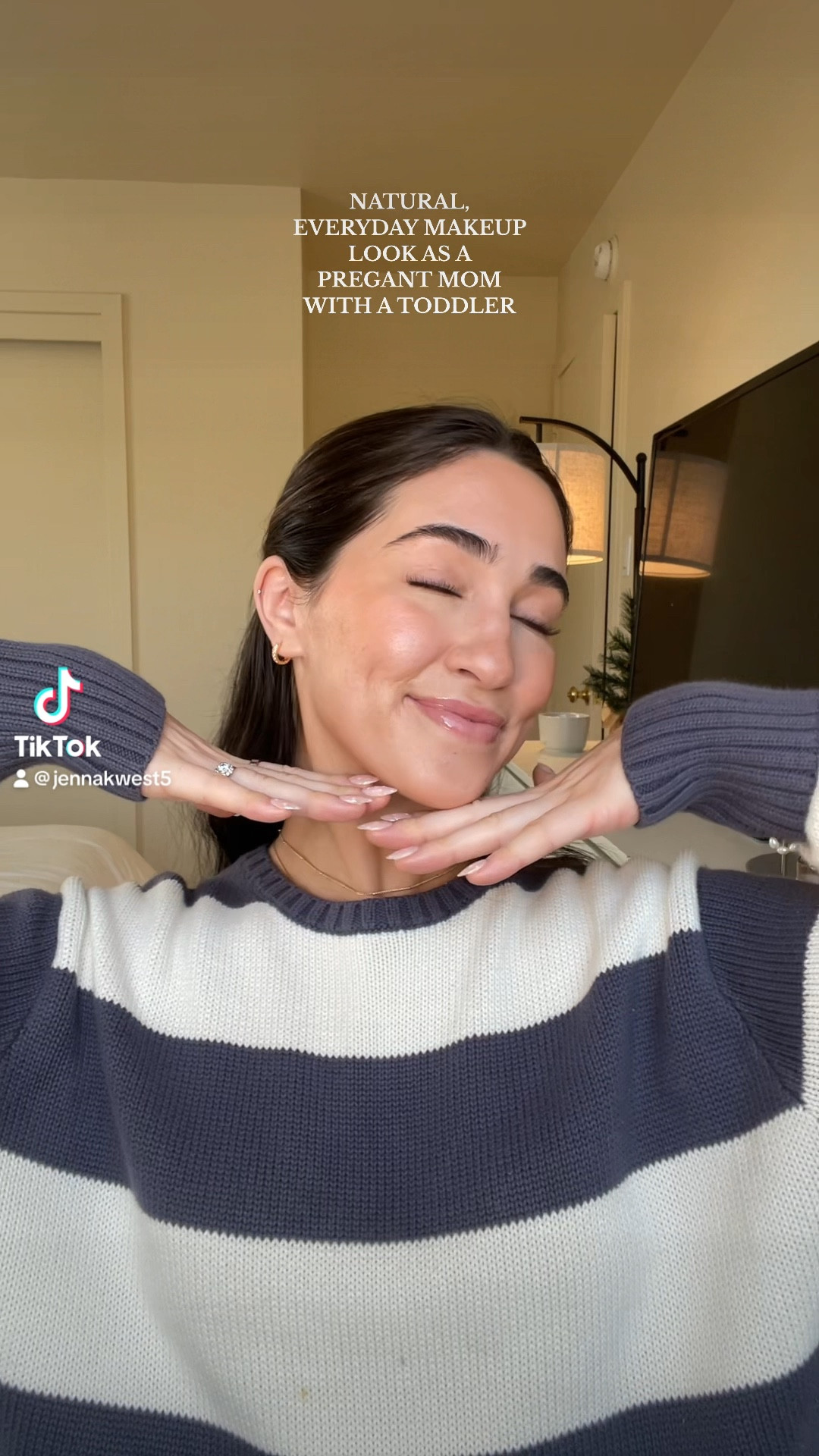 My everyday makeup look as a busy mom💕