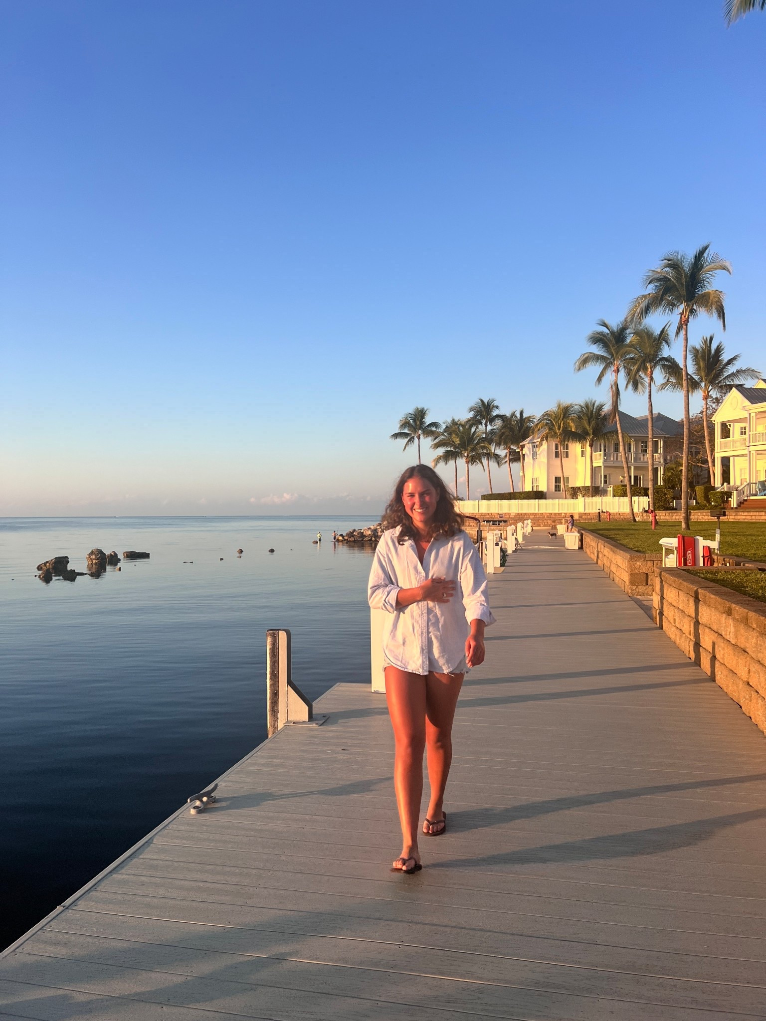 CHILL KEYS OOTD

#LTKShoeCrush #LTKTravel #LTKStyleTip