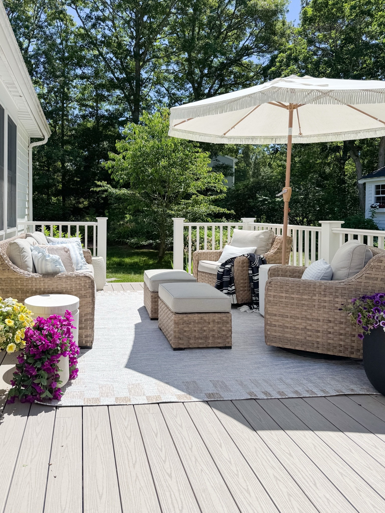 Outdoor Patio Styling 

Home  Home decor  Home favorites  outdoor styling  outdoor patio  patio styling  outdoor decor 
Outdoor furniture  patio furniture  coastal home decor  coastal home

#LTKHome #LTKSeasonal