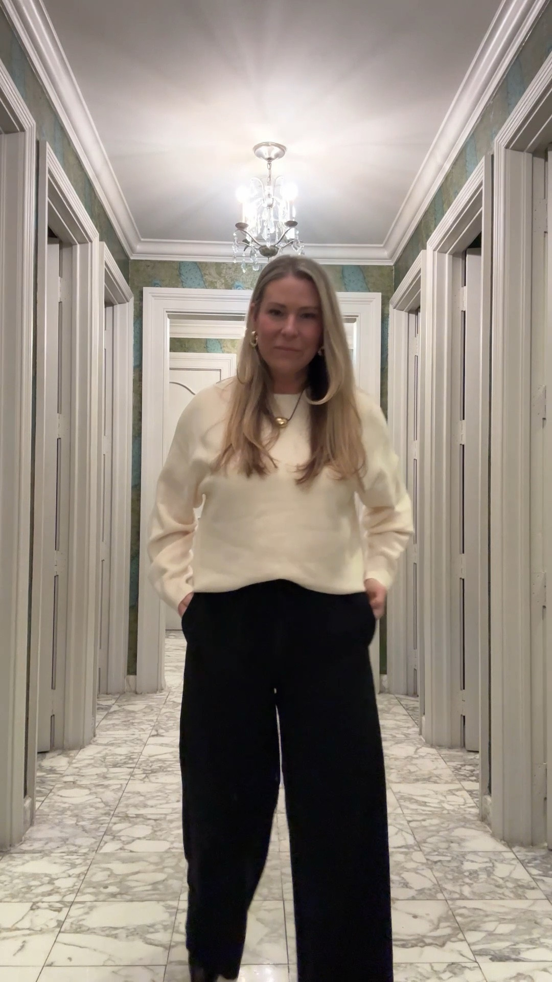 The lodge pants are amazing! 
Size medium / regular 
Also this cashmere sweater is so good! Medium

#LTKOver40 #LTKootd #LTKSaleAlert