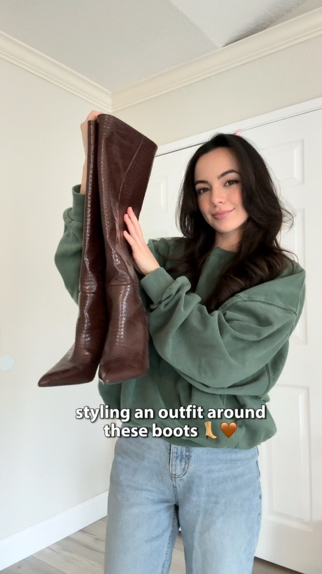These brown boots are from White Fox (sadly no longer available 😭), but I found a few similar ones you’ll love!
Wearing a thrifted Levi’s denim skirt — I linked a few secondhand finds plus a similar option in stock!
And this brown off-the-shoulder top from Klassy Network is one of my go-to pieces 🍫

Everything is linked for you 🫶

#LTKStyleTip #LTKSeasonal
