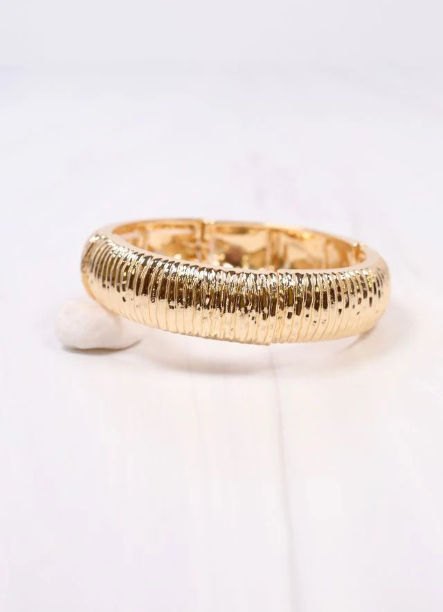 Danny Ribbed Stretch Bracelet Gold | Caroline Hill