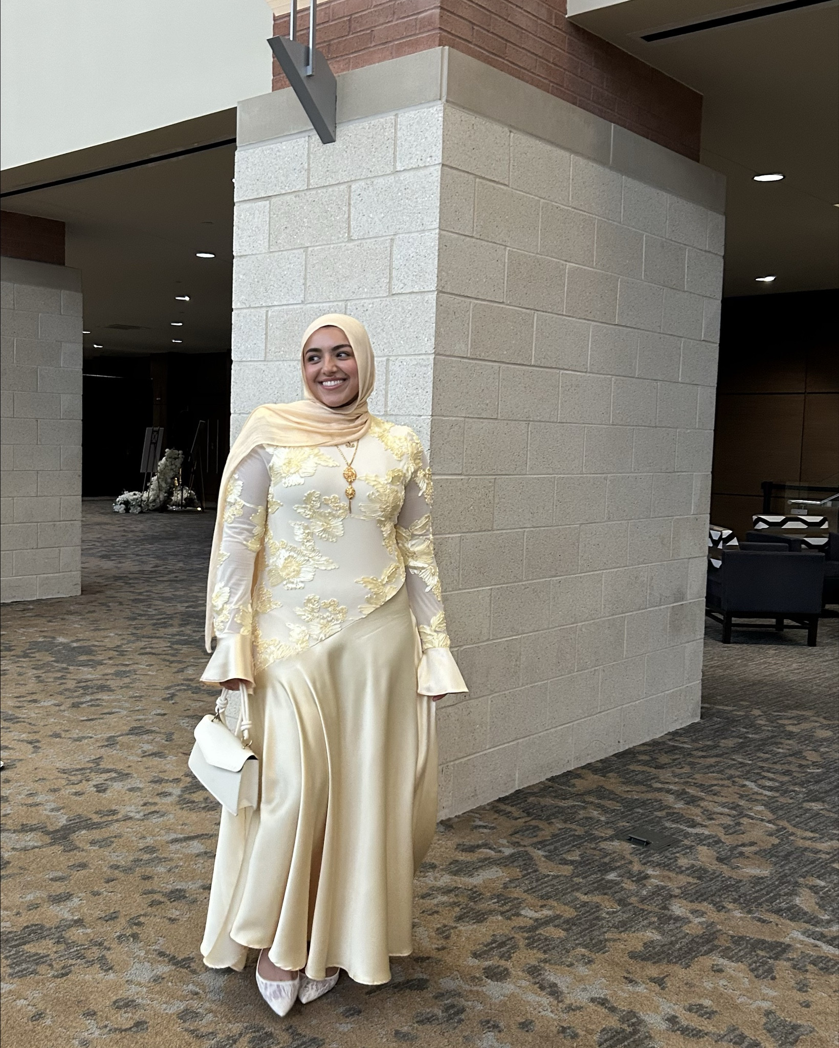 PRETTIEST dress I’ve owned!!!! 


