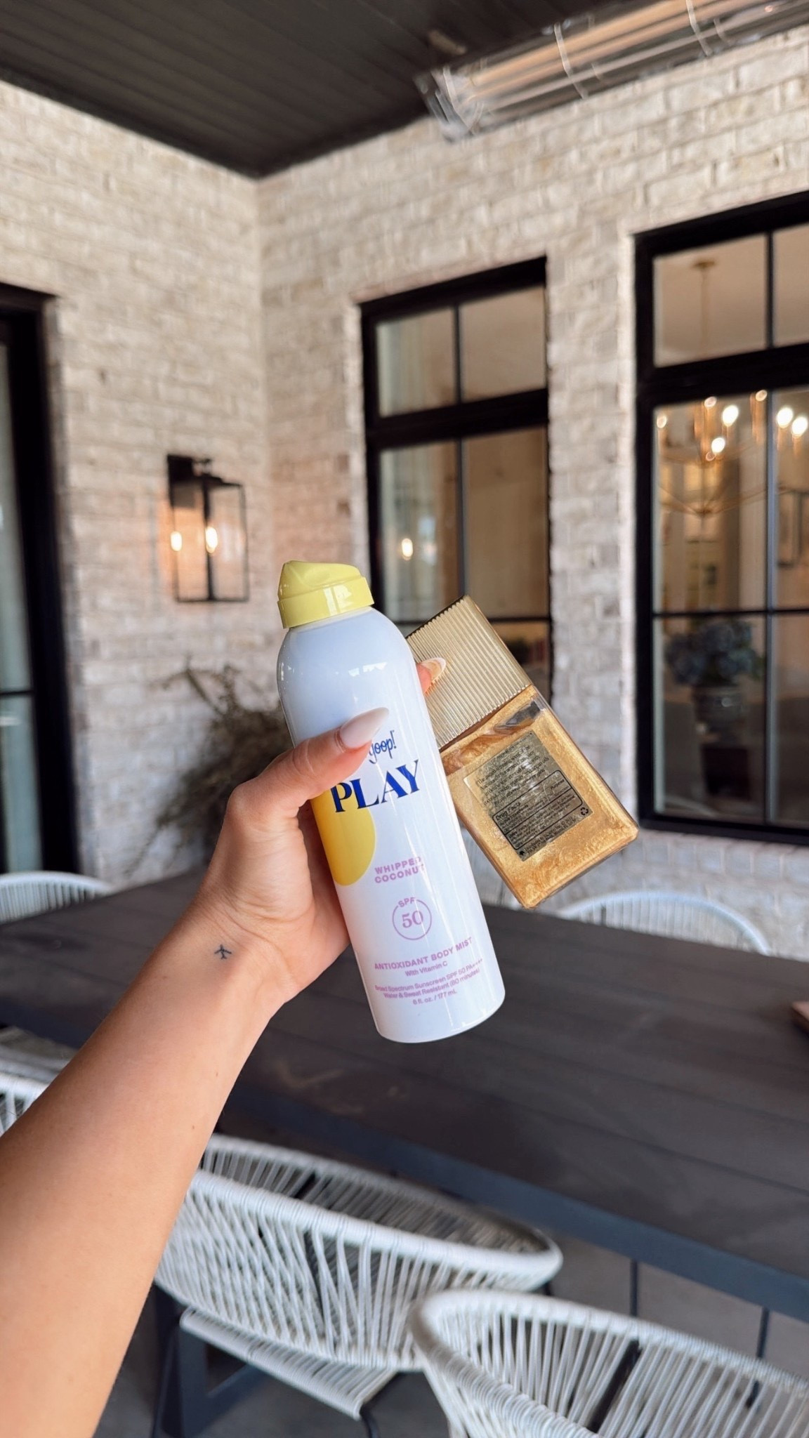 Summer beauty must haves with spf!! leaves you looking so glowy💛



Summer essentials, warm weather, sunny, uv, mist, spray, shimmer, seasonal, Katy roach, livingmybeststyle

#LTKSeasonal #LTKBeauty