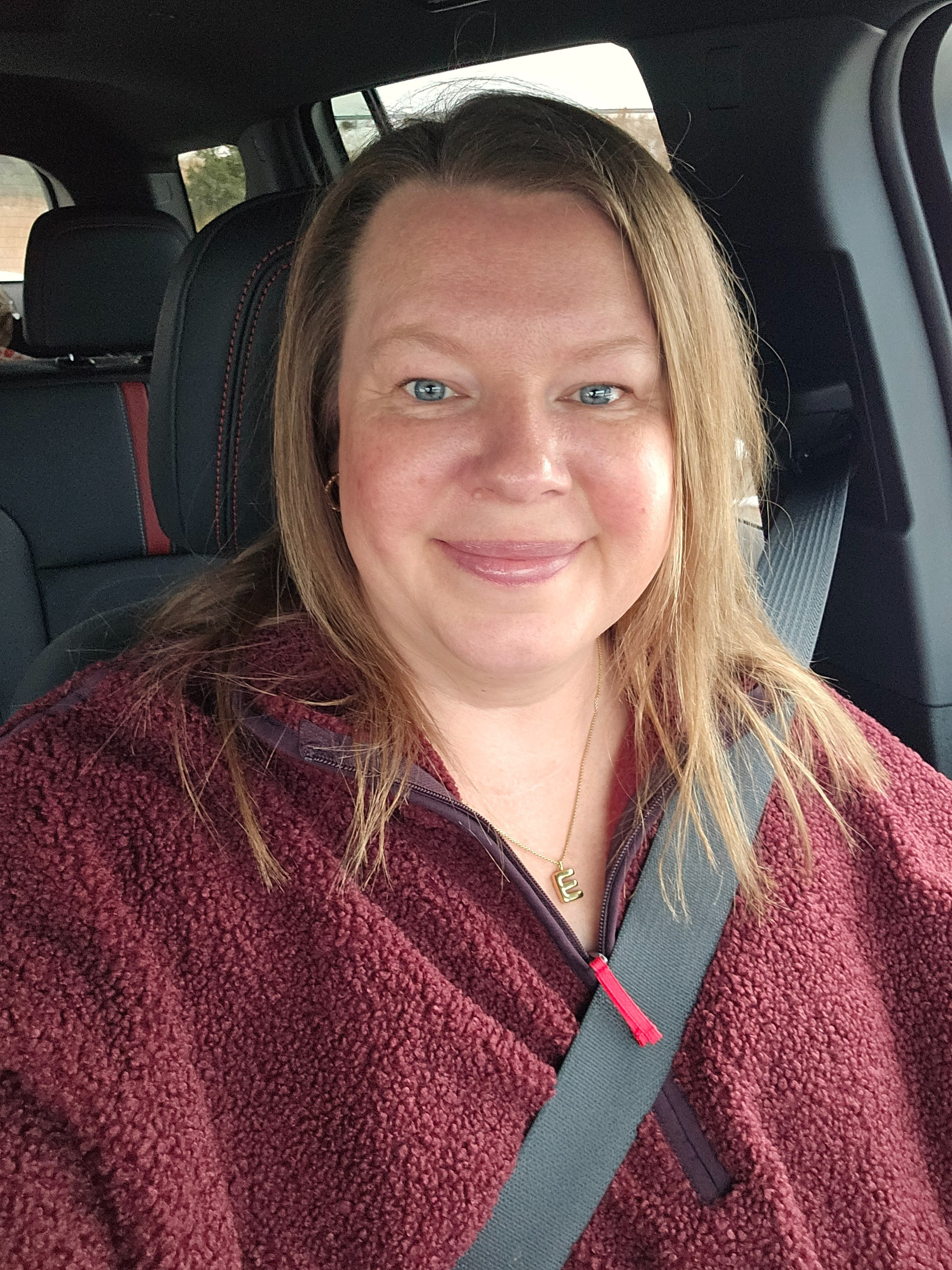 I love a good sherpa in the winter.  Perfect for running errands without needing a bulky coat.  

#LTKootd #LTKSaleAlert #LTKFindsUnder50