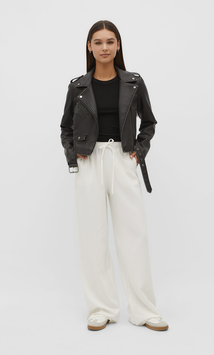 Loose-fitting linen blend trousers | Stradivarius (UK)