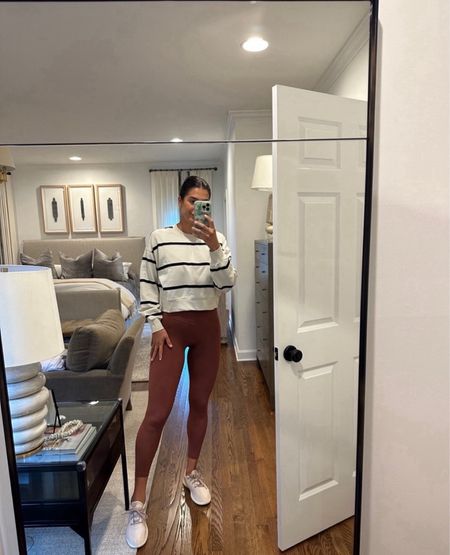 Casual weekend outfit!

Striped sweater - leggings - winter outfit - casual outfit - black and white sweater - brown leggings 

#LTKstyletip #LTKSeasonal