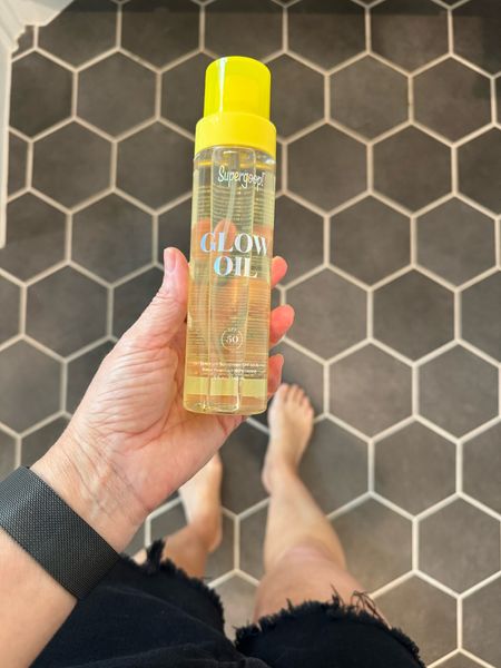 Love this body oil spray. 

Beauty essentials/ beauty must have / gift for her / gift for mom /

#LTKBeauty #LTKGiftGuide