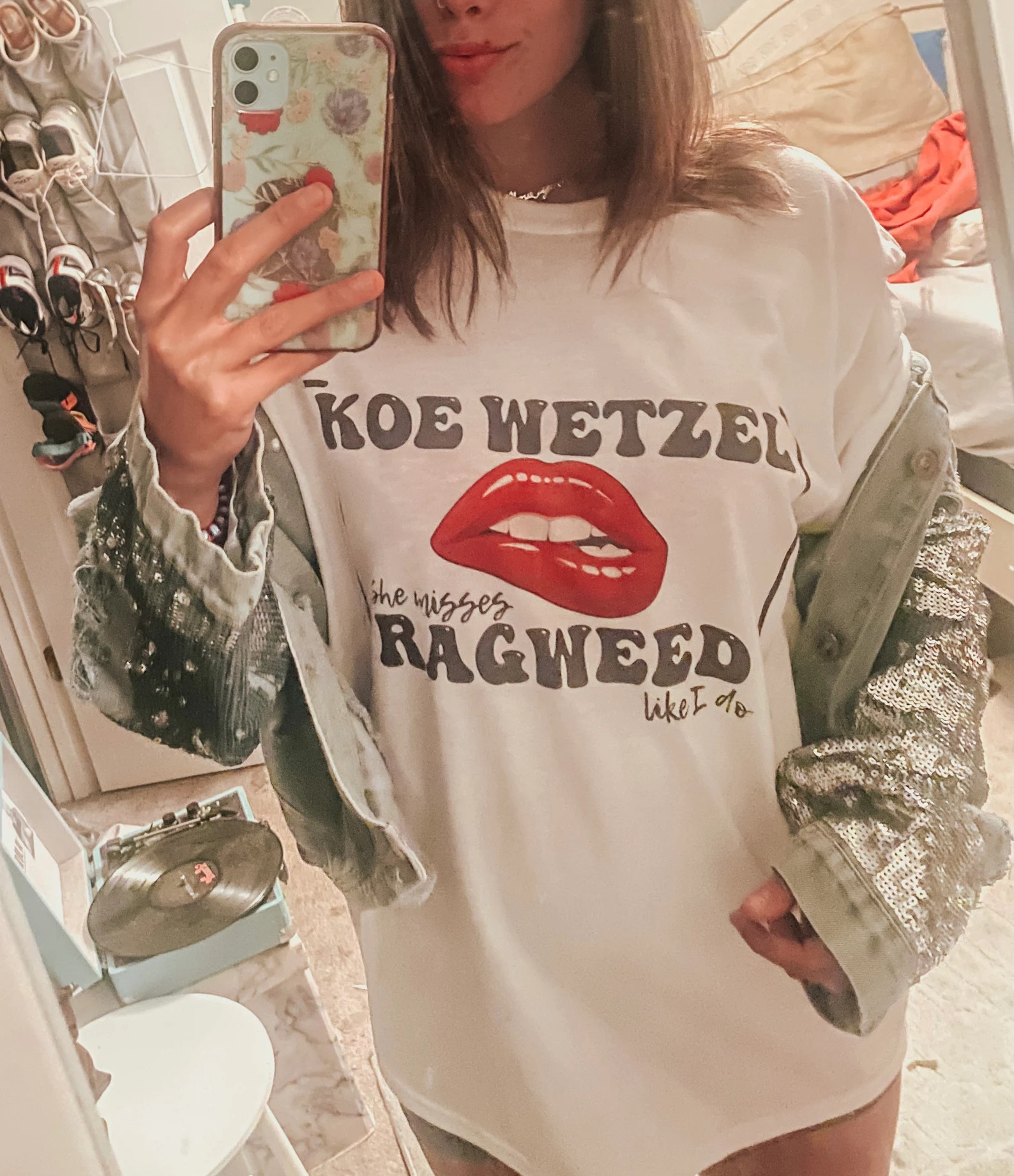 Koe Wetzel Tee - Etsy | Etsy (US)