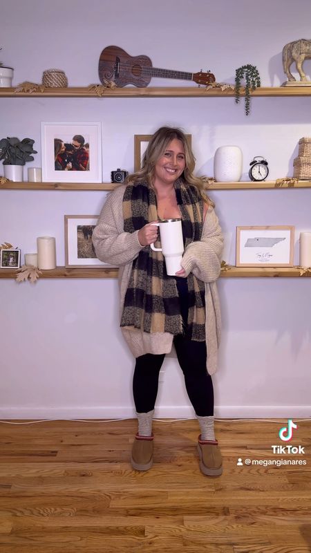 Recreating pinterest outfits on a size 16/18 body. Cozy casual fall outfits 

#LTKmidsize #LTKstyletip #LTKVideo