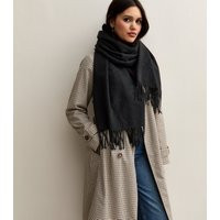 Black Long Fringed Midweight Knit Scarf New Look | New Look (UK)