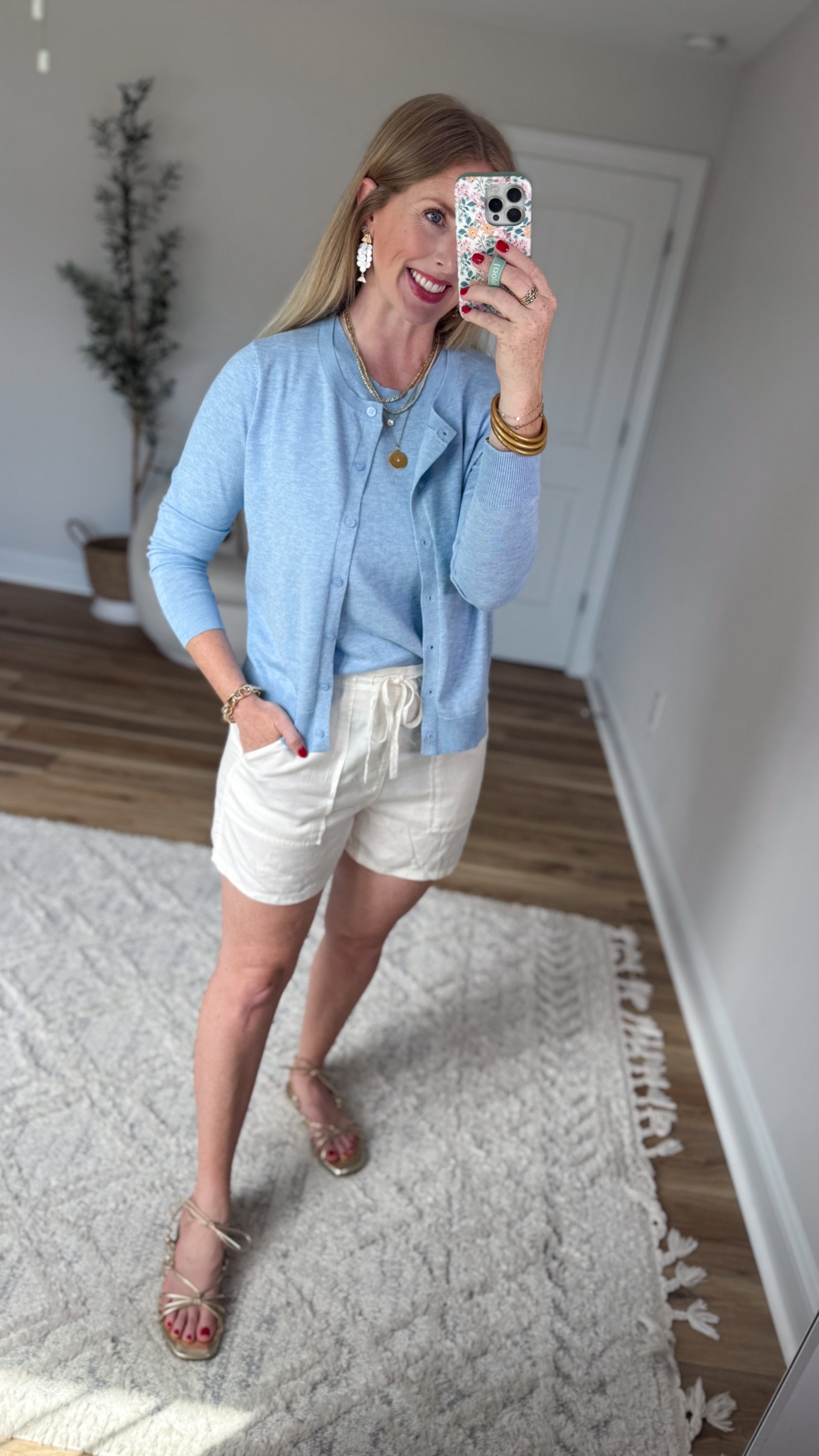 Weekend Walmart Wins try-on
Sweater shell- small
Cardigan- small
White shorts- medium

#LTKootd #LTKmomlife