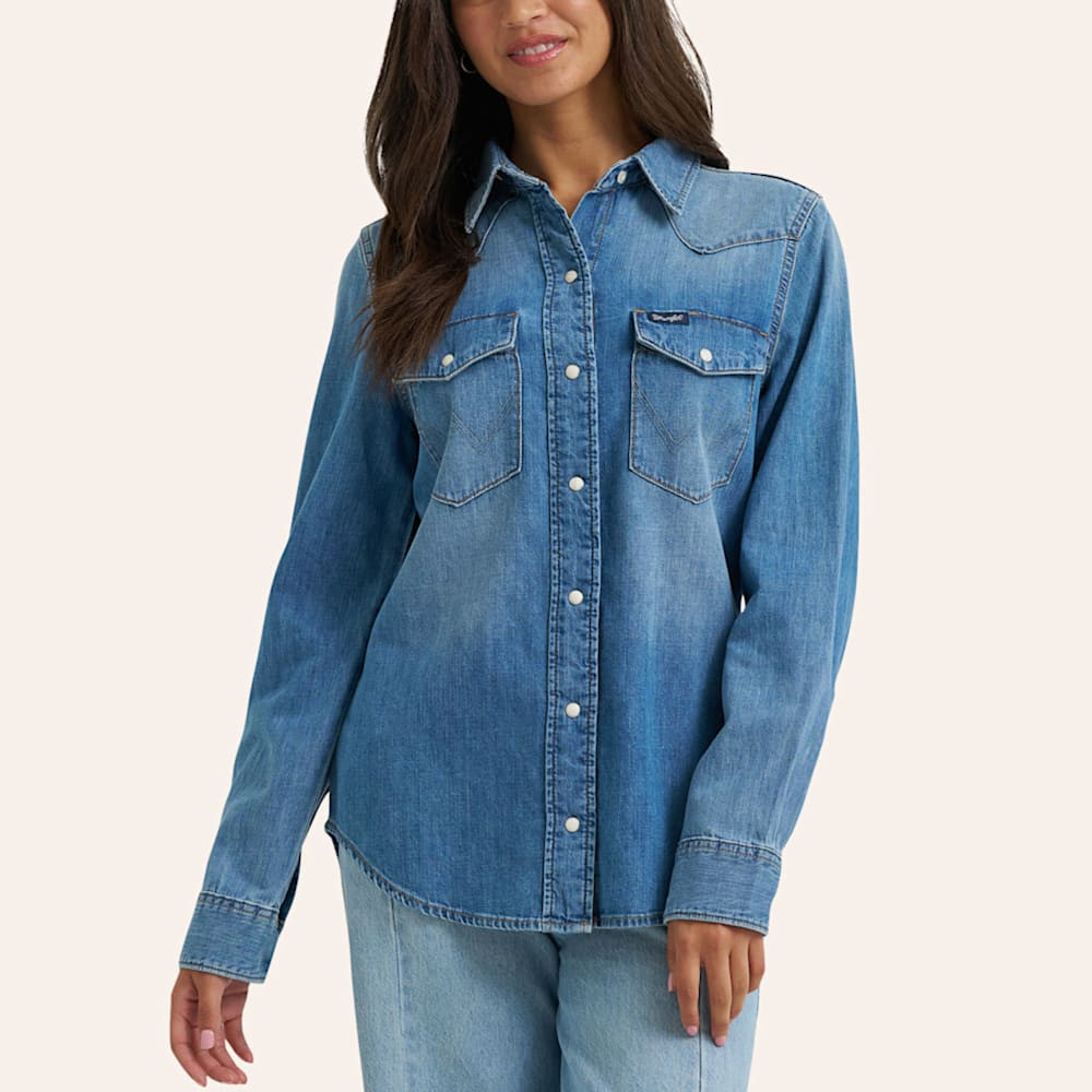 Wrangler Women's Light Wash Denim Vintage Fit Long Sleeve Pearl Snap Western Shirt | Cavender's
