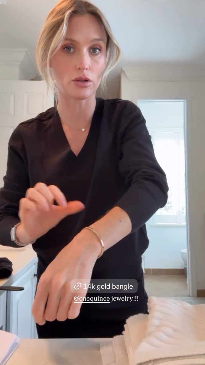 14k gold bangle from Quince 🤍

#LTKSeasonal #LTKootd