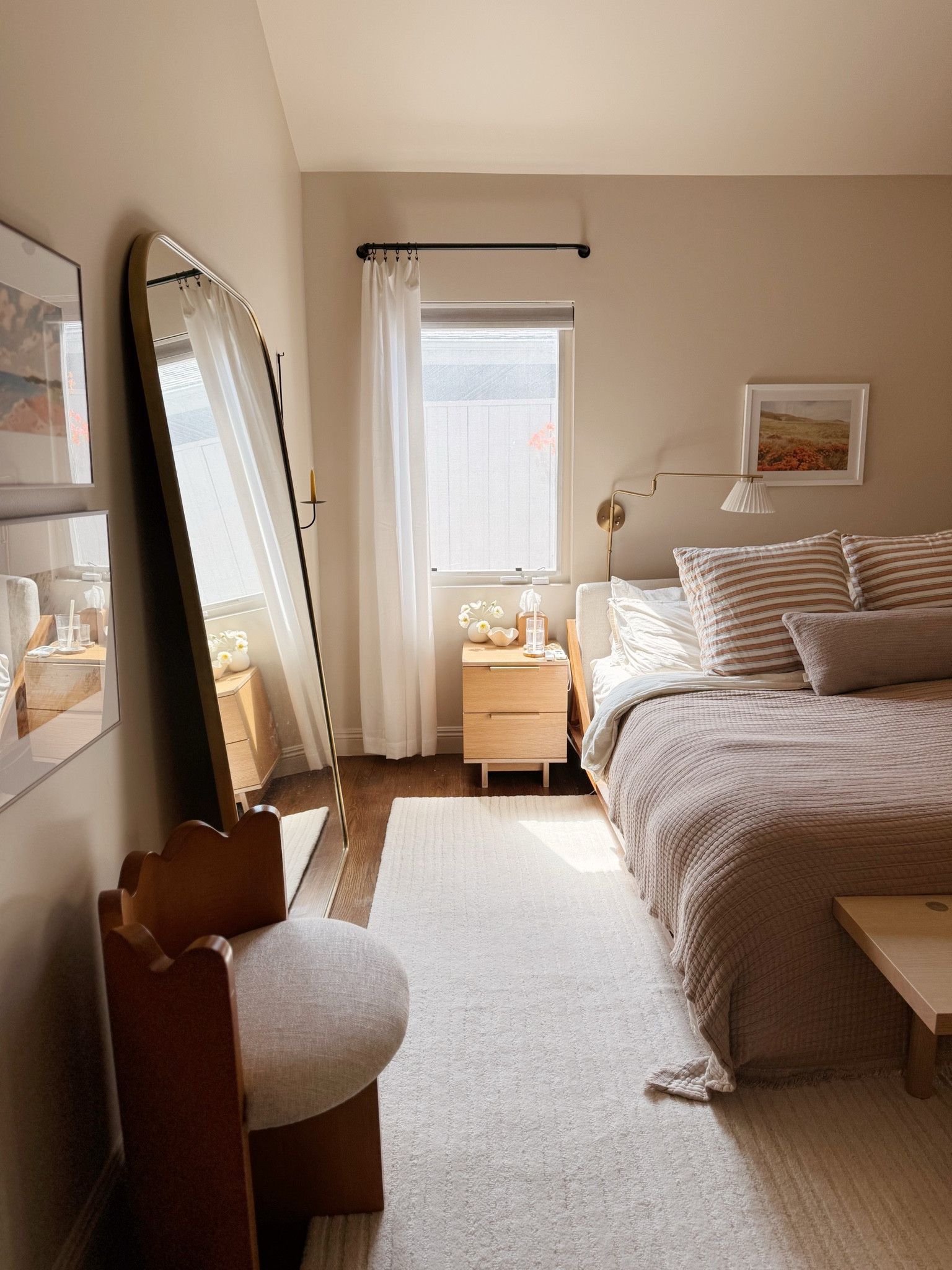 new bedroom rug changing the vibe so hard in here 🥰

#LTKHome #LTKStyleTip