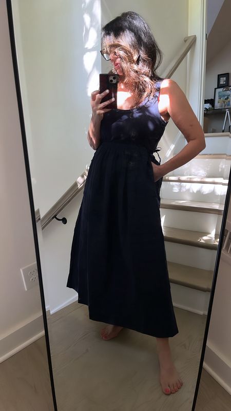 Navy easy dress with mixed fabrics - cotton pleated horizontal pattern with tank style knit in top! Has pockets too! 
Wearing medium but could have worn small too 
5’5 for reference 

#LTKworkwear #LTKtravel #LTKover40