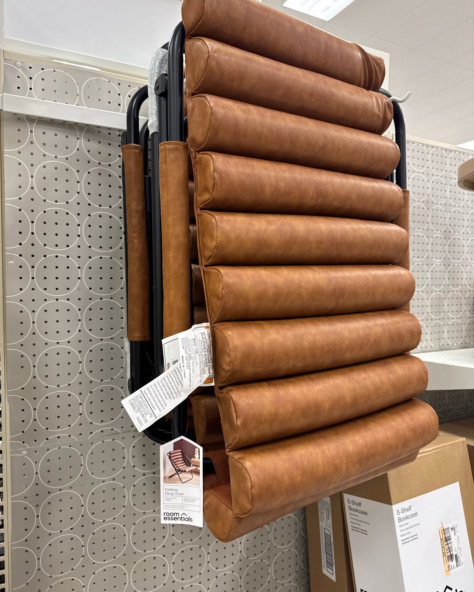 Folding Sling Chair in caramel faux leather @Target 




Target furniture, dorm room, game day, guest, chair, teen room

#LTKHome #LTKdayinmylife #LTKKids