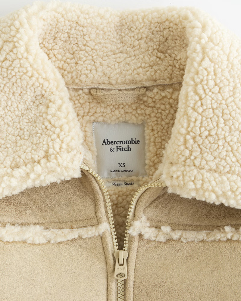 Cropped Vegan Suede Shearling Jacket | Abercrombie & Fitch (US)