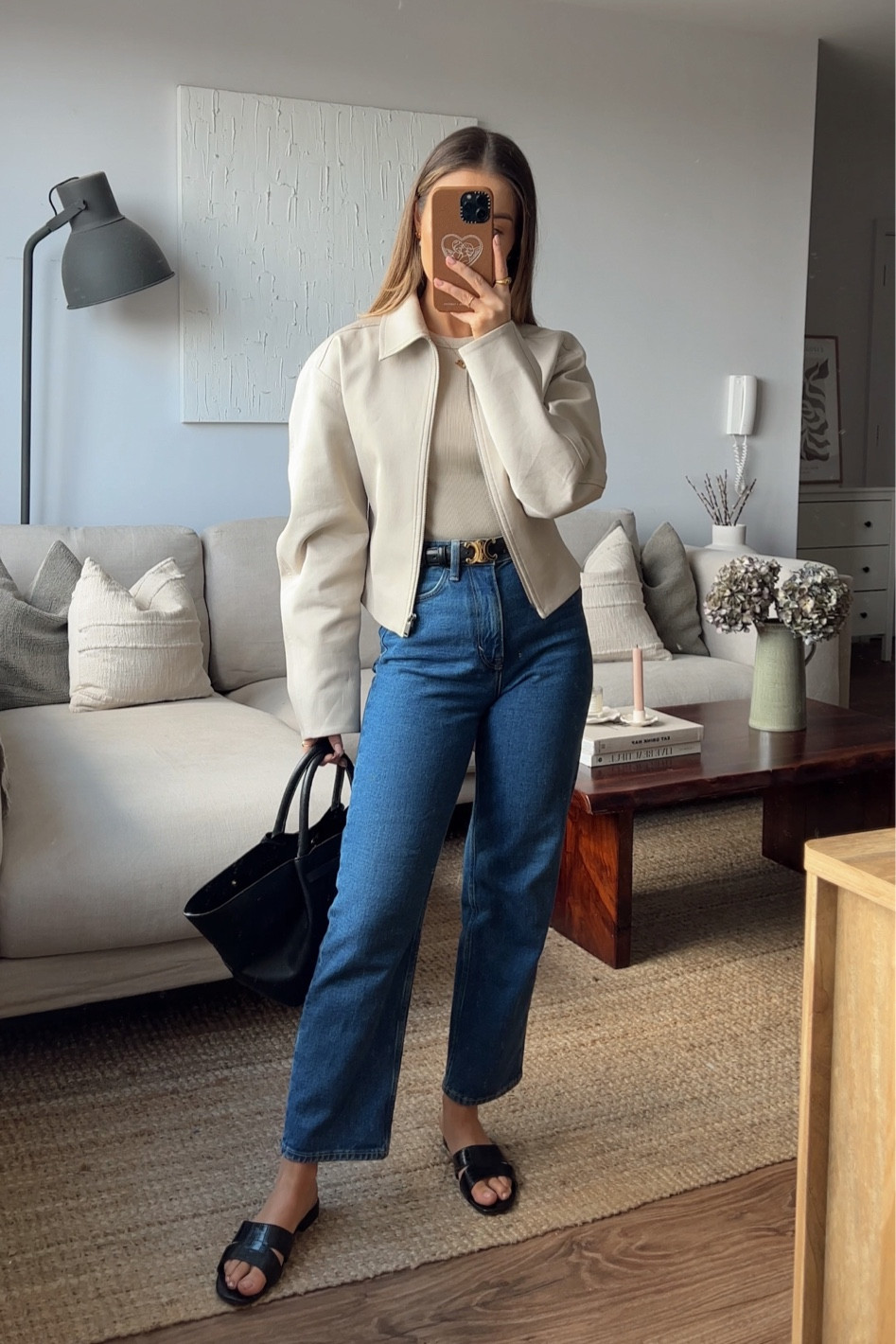 Denim styling reel 🫶🏼

Cos jacket size 32
Cos jeans size 24
Massimo dutti top size XS