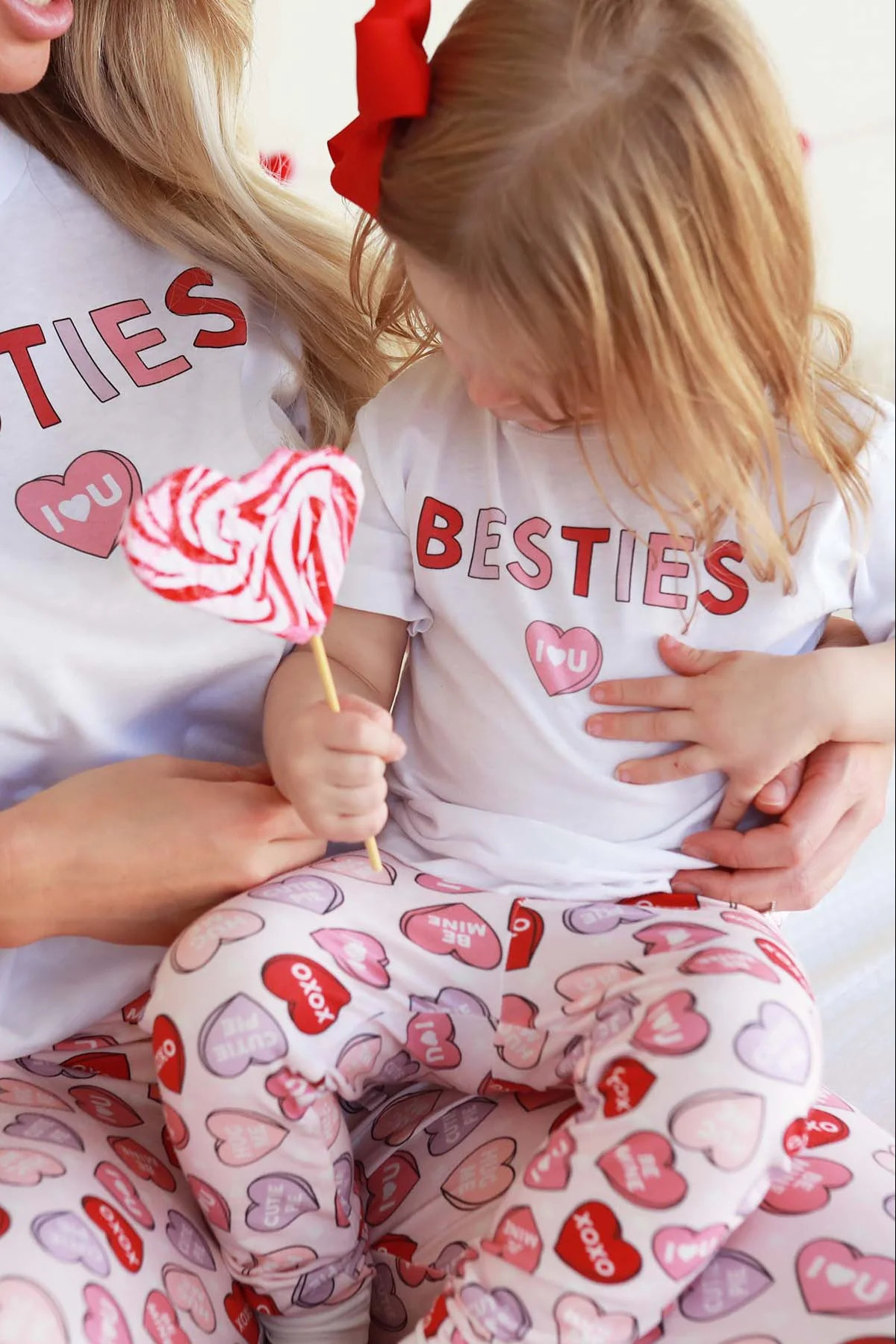 Besties Kids Graphic Tee | White | Caden Lane