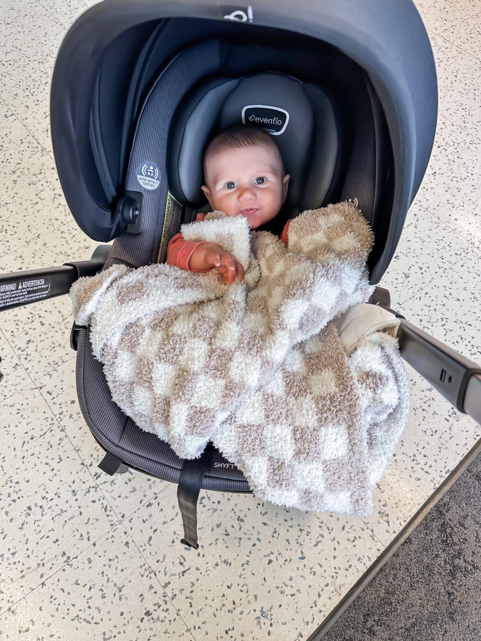 Best barefoot dreams style blanket for less 🙌🏼 + perfect for baby! 

Baby blanket // buttery soft blanket // checkered blanket 

#LTKfindsunder50 #LTKbaby #LTKGiftGuide