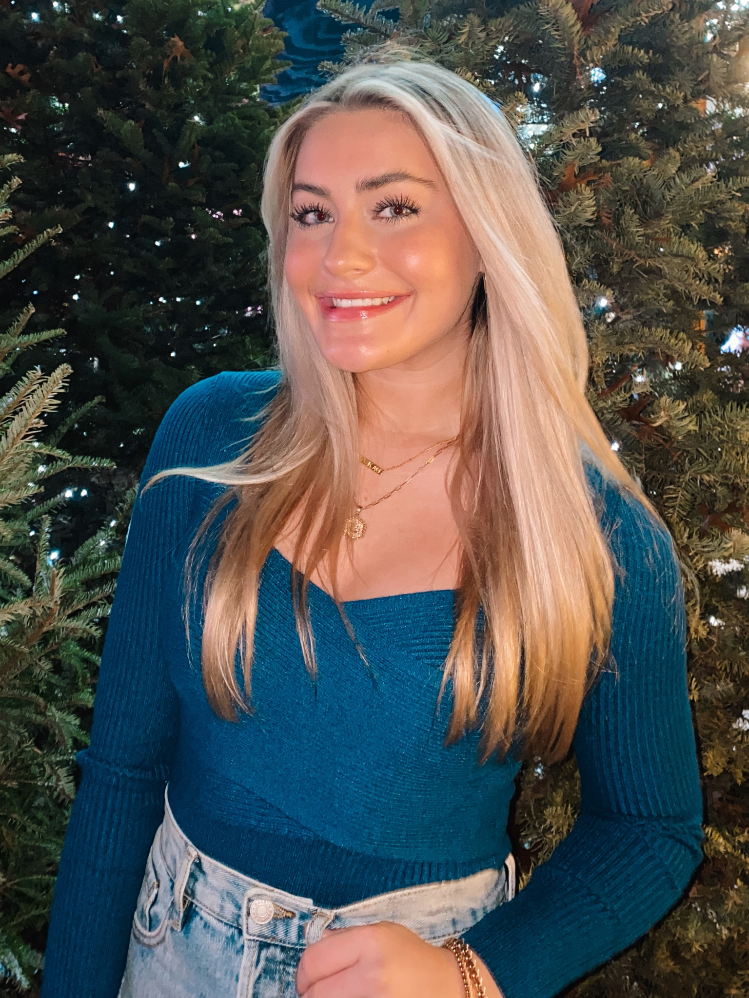 cute winter outfit, blue sweater, bodysuit, gold jewelry, abercrombiee

#LTKSeasonal