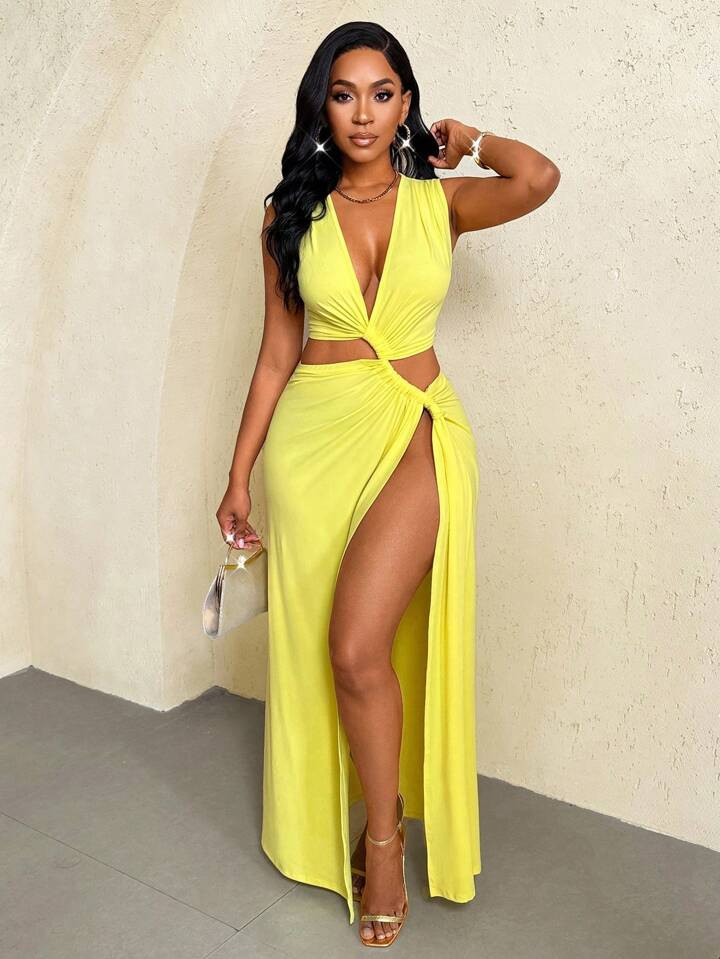 BamGleam Women Solid Deep V-Neck Side Slit Hem Sleeveless Dress, Sexy | SHEIN