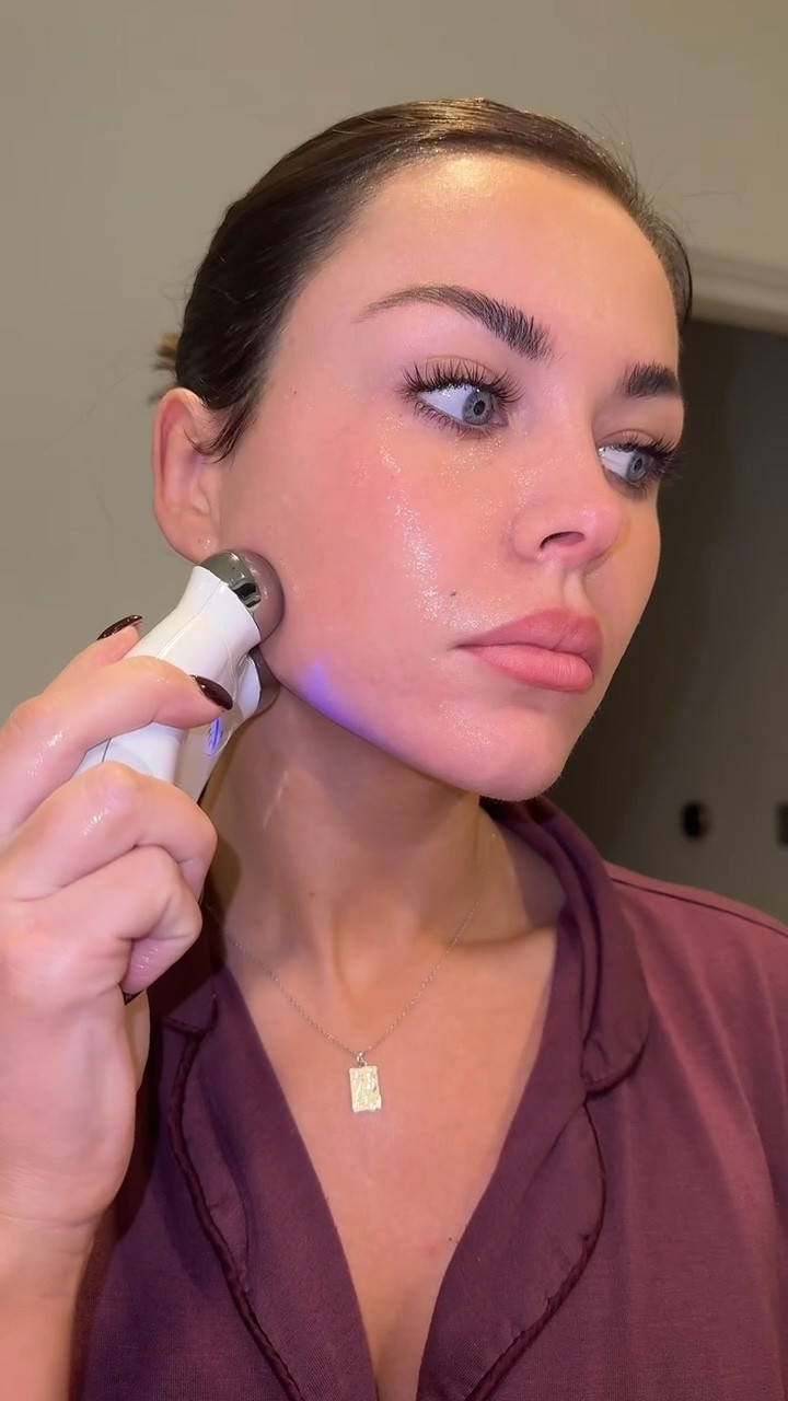 GRWM



#LTKbeauty #LTKuk #LTKgrwm