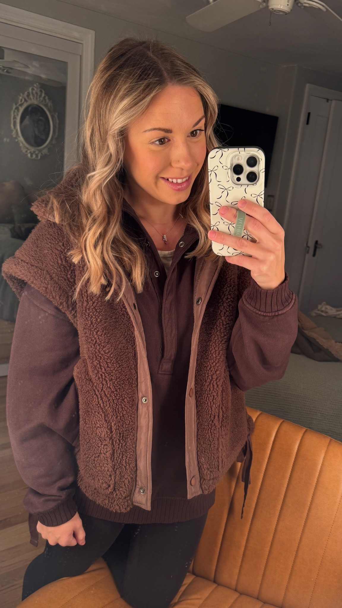 Brown-on-brown cozy mom uniform 🤎 Linking the pieces that make getting out the door a little easier. The aerie oh snap sweatshirt is 40% off right  now. 
Vest- small
Sweatshirt-XS
Leggings- small
Boots- true to size (7)
#comfymom #comfystyle #momstyle #cozyfits #ootd #fallfashion #brown 


#LTKSaleAlert #LTKootd #LTKmomlife