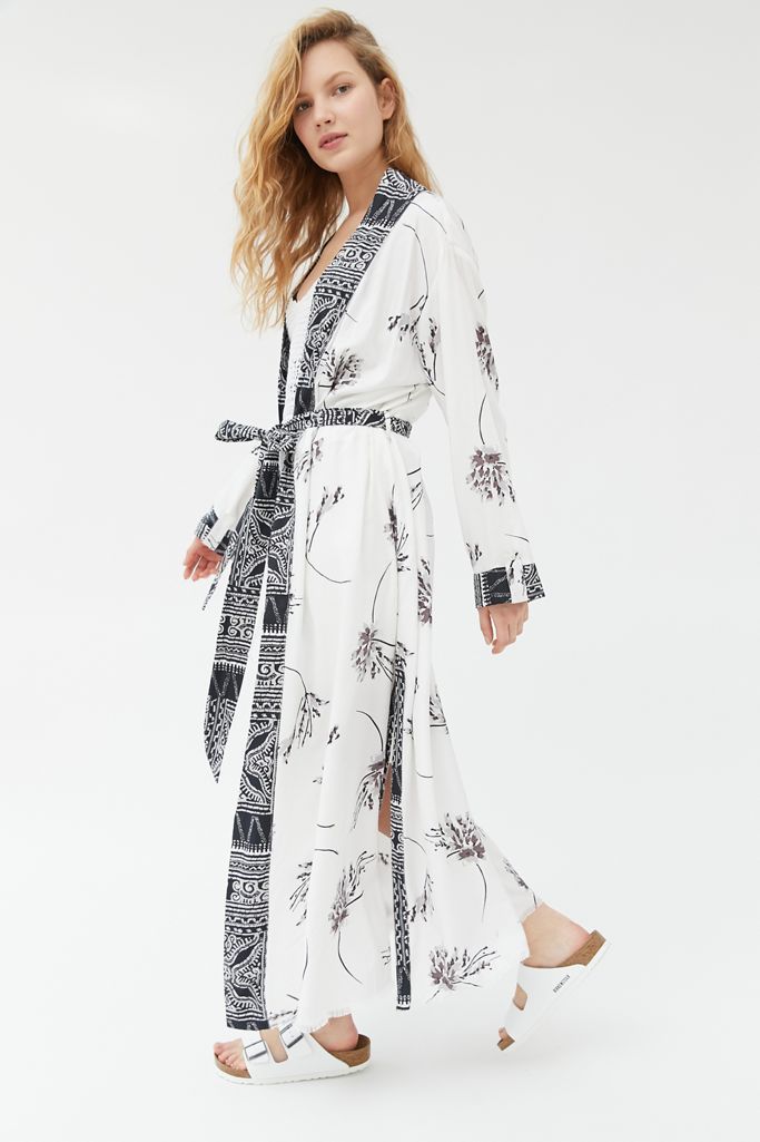 Mia Mixed Print Robe | Urban Outfitters (US and RoW)