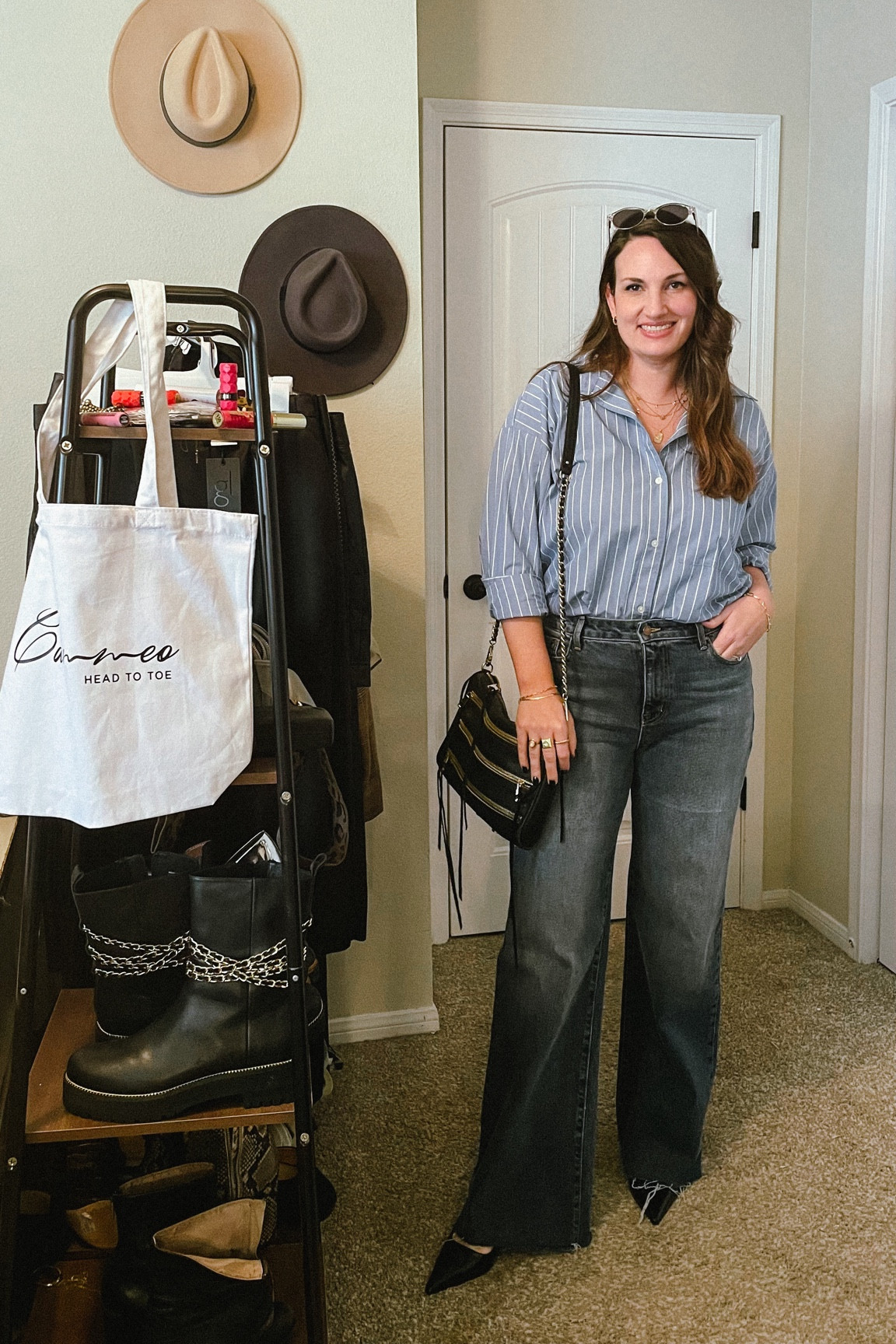 Today’s girls lunch date look 👖 Met up with a sweet friend I haven’t seen since college who’s an incredibly talented writer and it was so fun getting to catch up on years of life, kids and our passion for writing 😊

#LTKmidsize #LTKstyletip #LTKover40