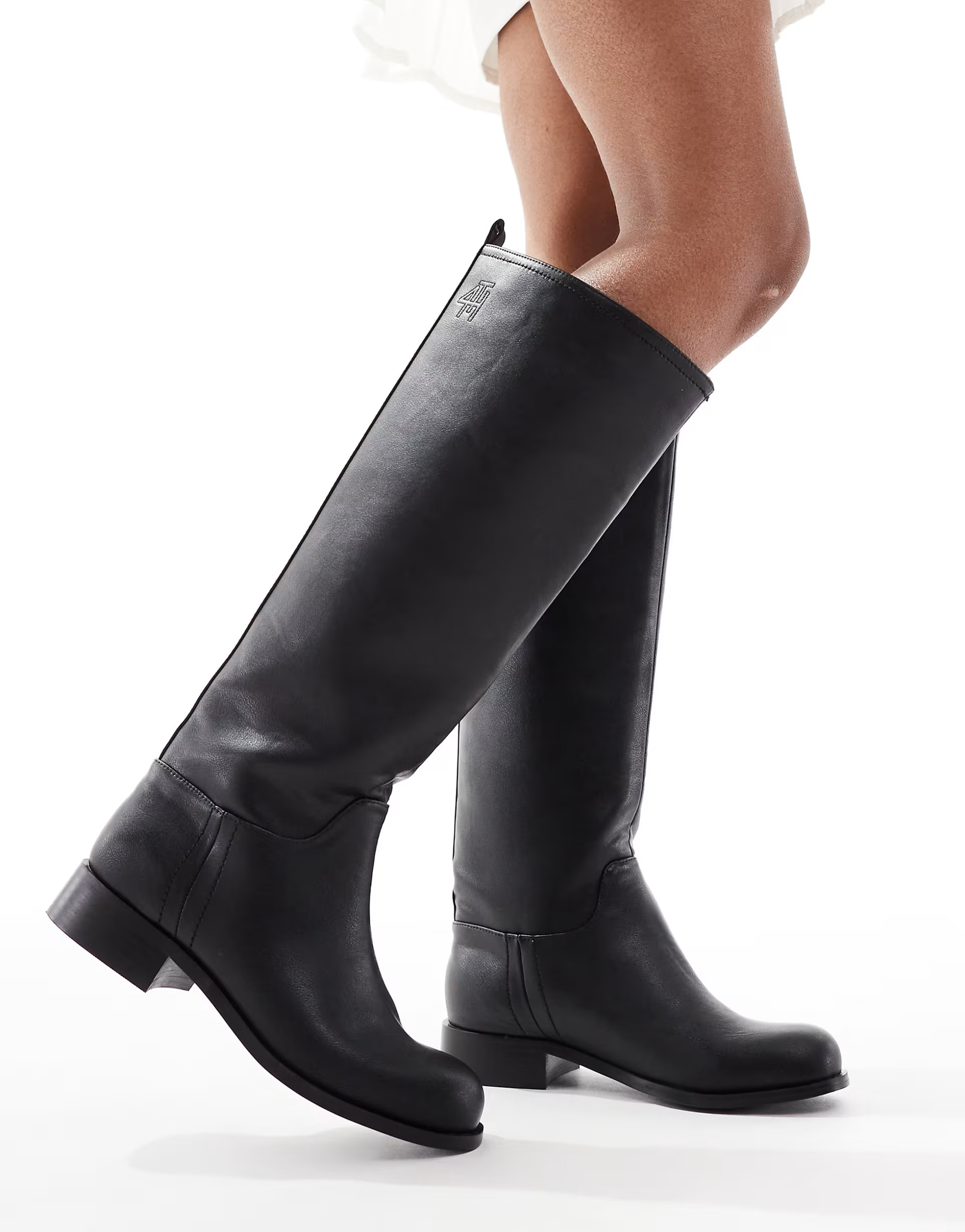 4th & Reckless pull on block heel knee high riding boots in black | ASOS | ASOS (Global)