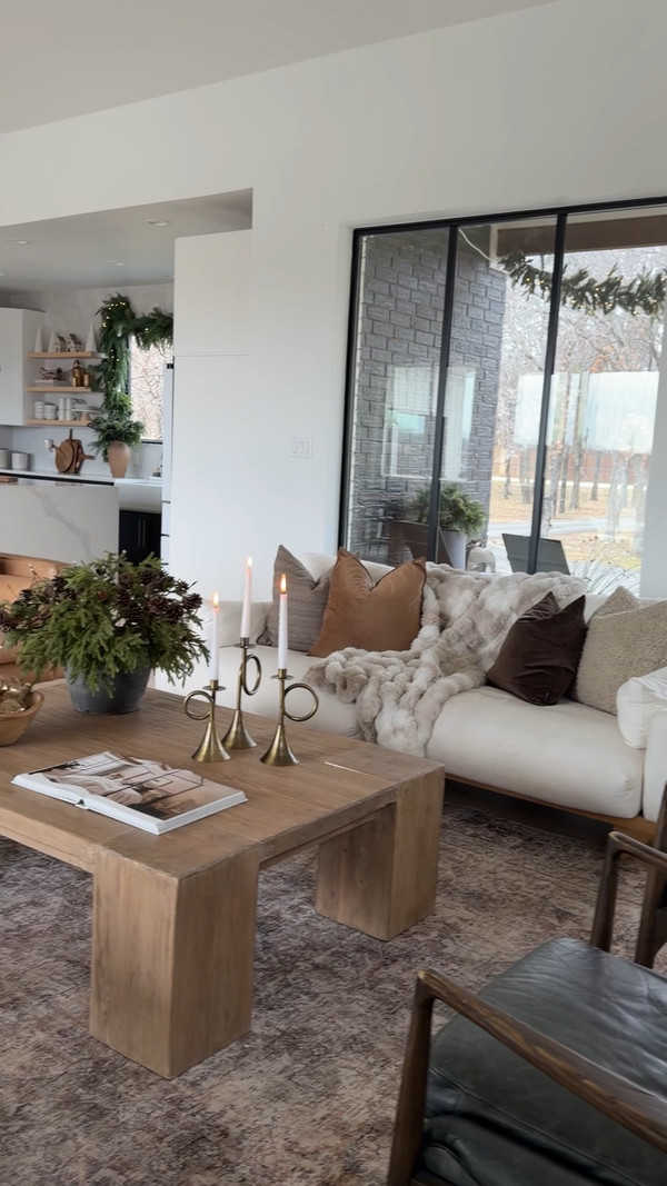 A slow walk through our holiday living room never gets old.