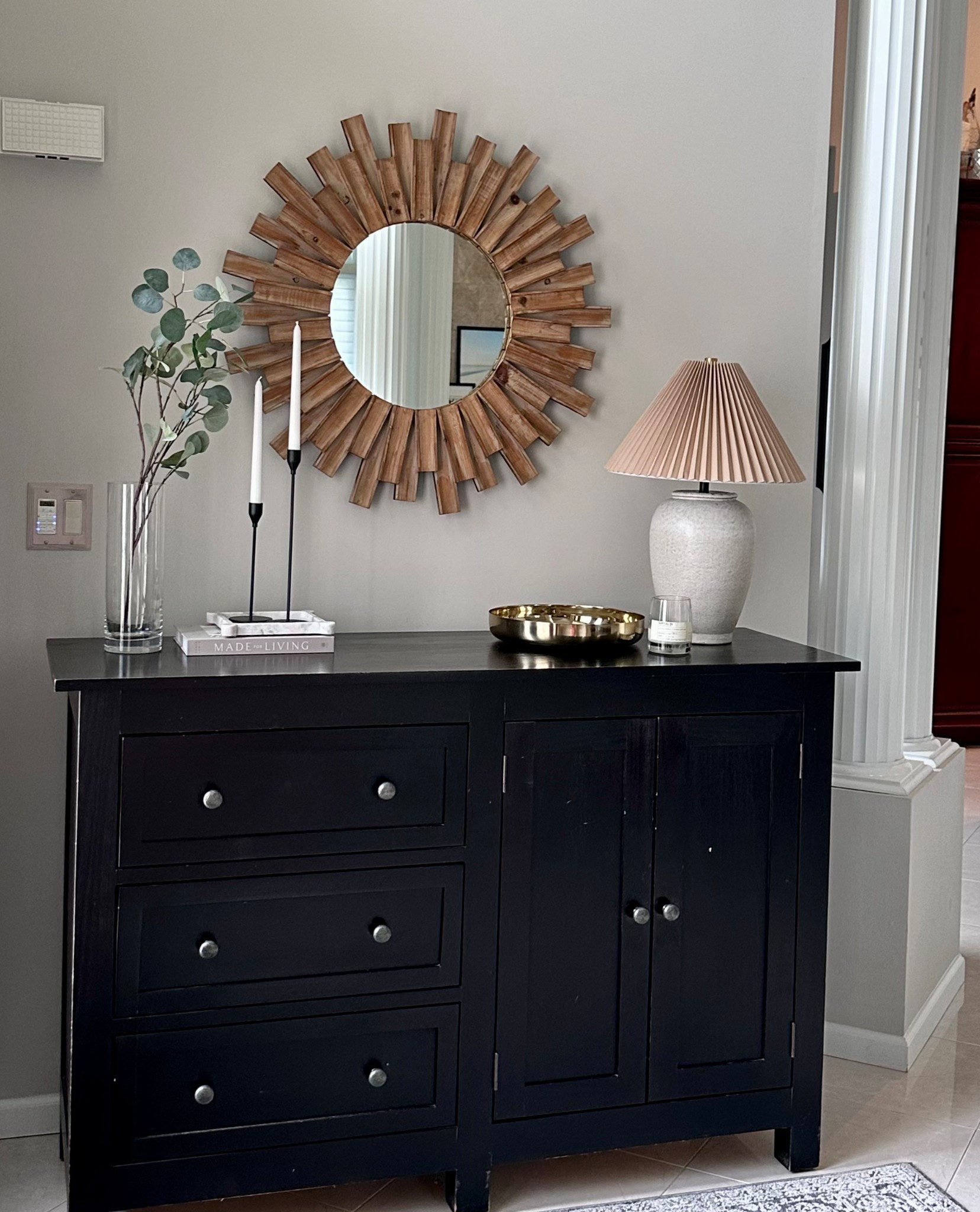 Tried my hand at a little entryway styling ✨Pulled together leftover pieces from around the house plus a few fresh Target finds (l Target always comes through 🙌🏼).

Good style doesn’t need to be complicated. 

entryway styling, Target home decor, Target entryway finds, affordable home styling, entryway table decor, Target interior design, easy home decorating ideas, entryway makeover on a budget, modern farmhouse entryway, Pottery Barn inspired decor, Target style home, simple home decorating, cozy entryway ideas, Target decor inspiration, home styling under budget, chic entryway design, affordable interior styling, everyday home decor, Target home finds 2025, elevated entryway look

#effortliss #targetfinds #entrywaygoals #homestyling #potterybarnstyle #targetforthewin #decorlove #interiorinspo

#LTKFindsUnder100 #LTKStyleTip #LTKHome