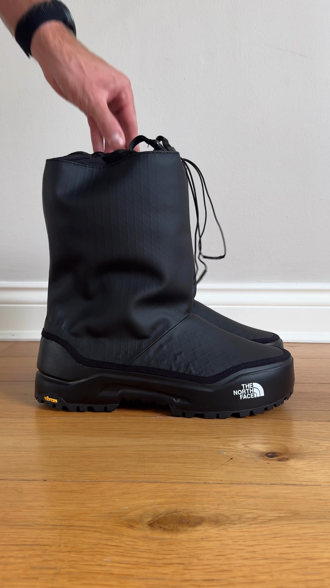 🥶 Base Camp 200 Waterproof Boots – built for the coldest conditions:

•	🧳 Inspired by the iconic Base Camp Duffel

•	🔥 ThermoBall insulation – warms even when wet

•	🧊 50/50 construction – first-of-its-kind breathable down insulator

•	🌡️ Advanced thermo-regulation for all-day warmth

•	🥾 Easy pull-on design – mega-toasty comfort

•	🦶 VibramXS Trek EVO outsoles – traction + durability on any terrain
