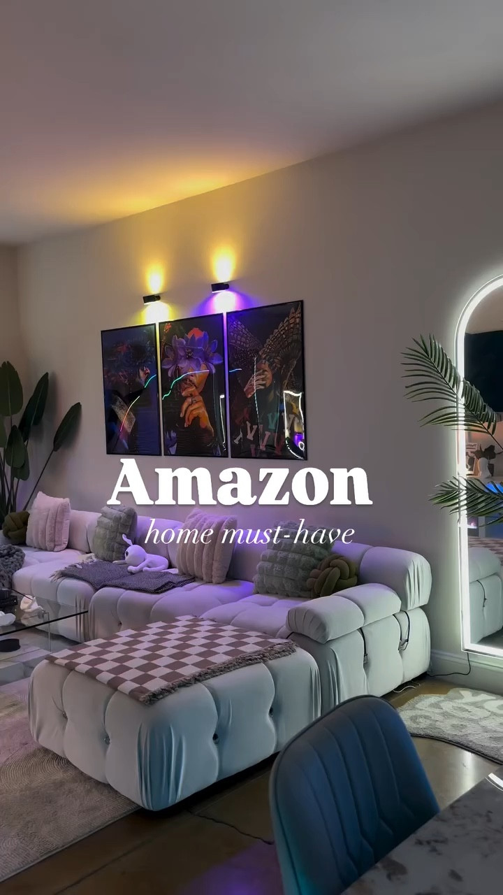 Amazon Home Must Have: Comment “Lights” and I’ll send you the link to the lights in your DM’s 😎
.
.
.
.
.
.
.
.
.
 #Amazon #amazonhome #amazonmusthave #amazonhomefinds #amazonhomedecor #amazonlights #amazonlighting #lights #wallscones #posterlights #picturelights #homelights #apartmentlights #cozylighting #ambientlight #ambiance #explore #explorepage #koopla #walllights #light #lights #homelight #homelighting #decor #apartment #apartmenttherapy #apartmentdecor #apartmentdesign