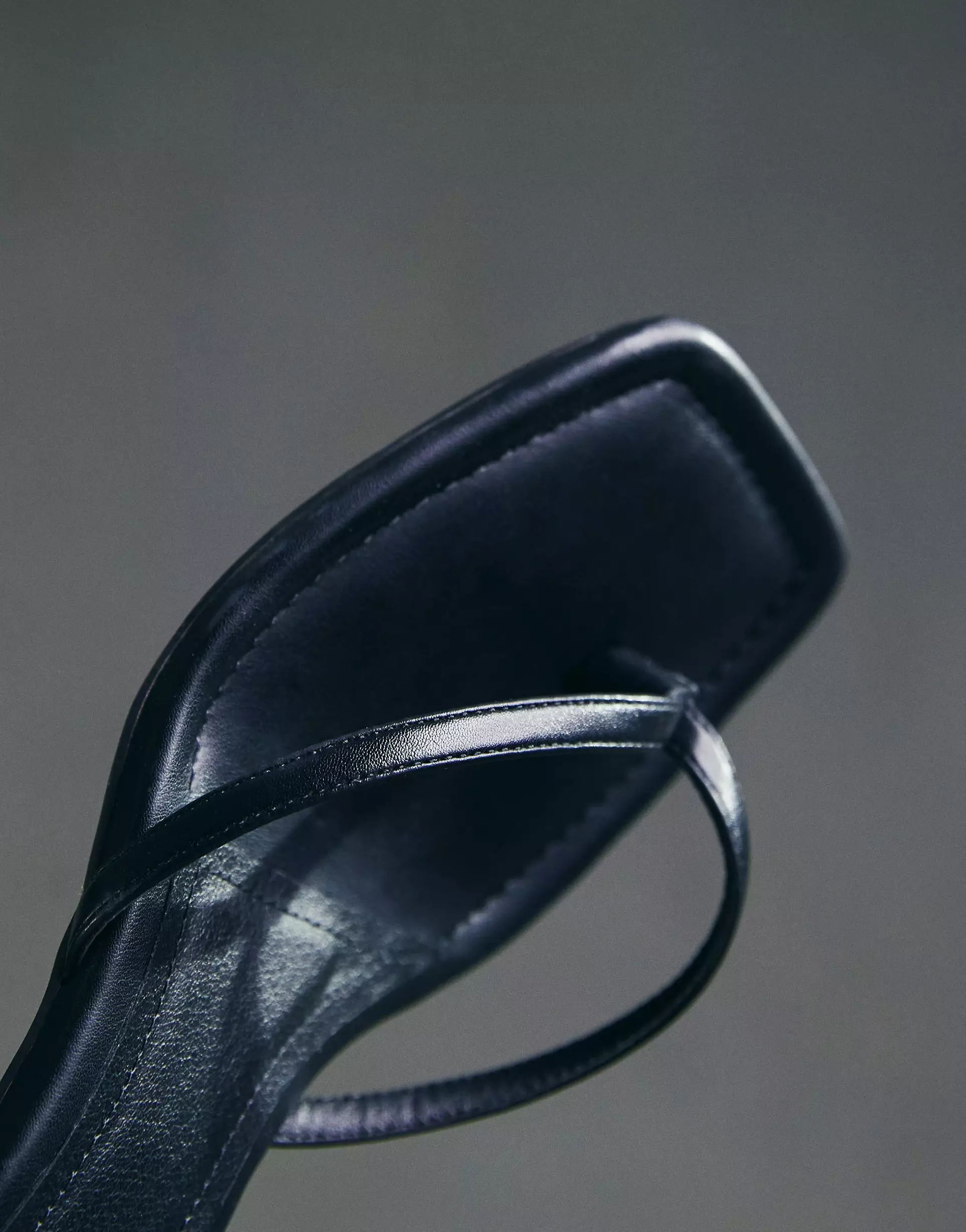 ASOS DESIGN Heatwave toe thong kitten heeled sandals in black | ASOS (Global)