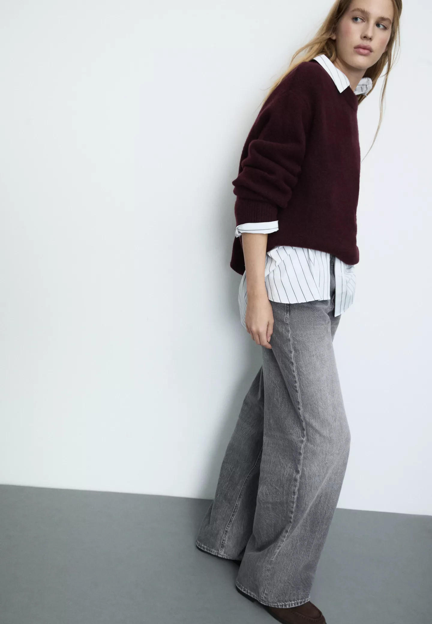 D91 low-rise wide-leg Jeans - Women's Jeans | Stradivarius United Kingdom | Stradivarius (UK)