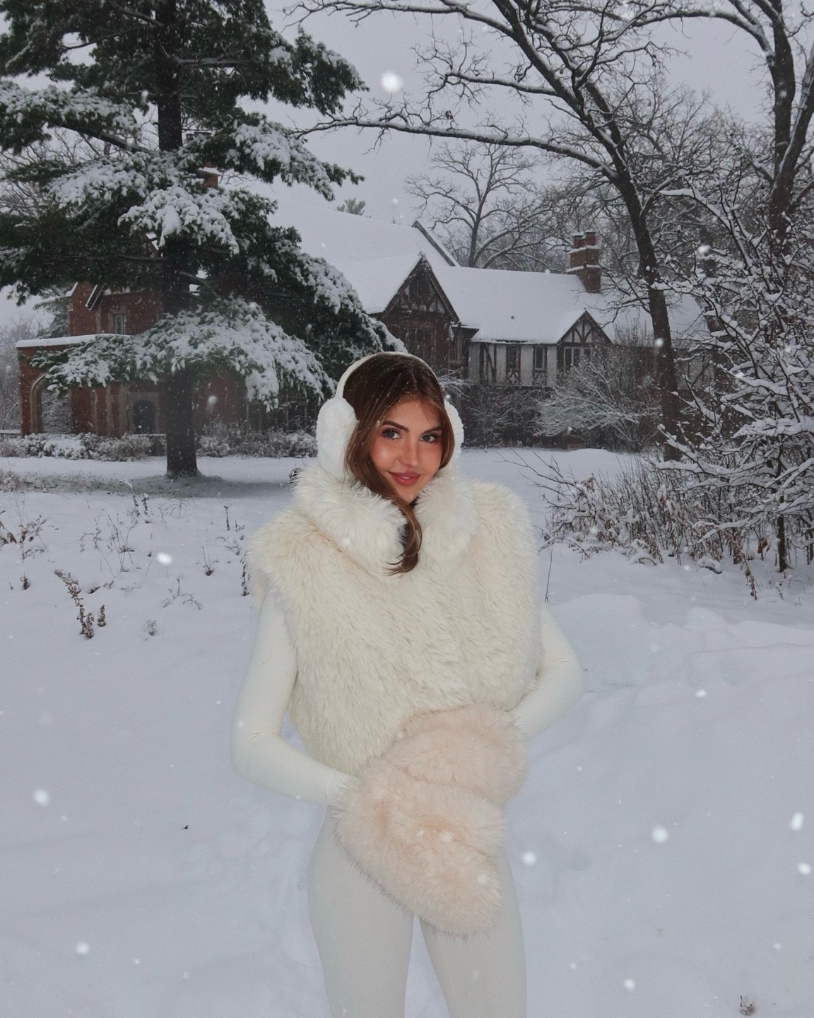 today’s to dos: build snowman ☃️❄️