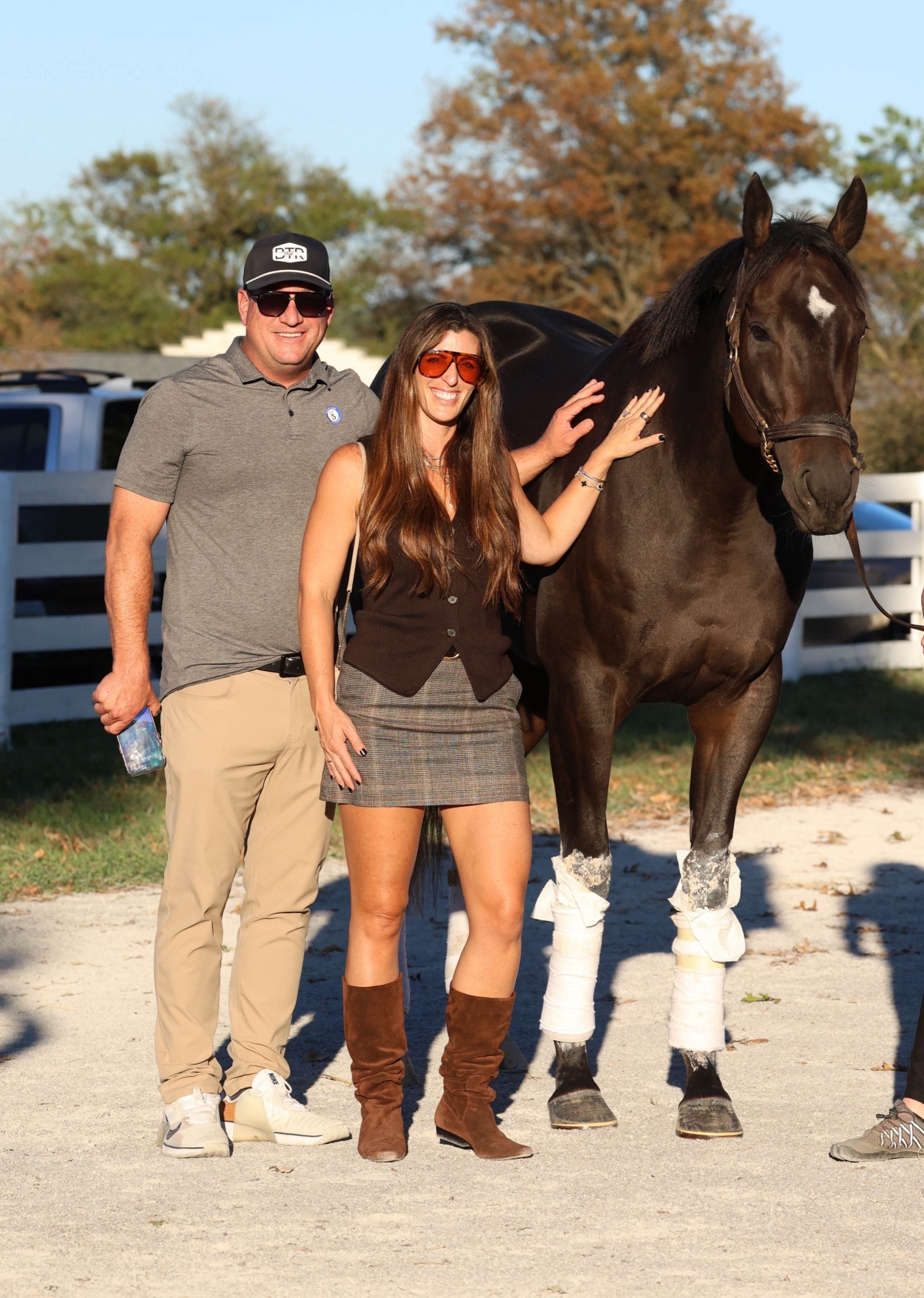 In love with this girl right here 🖤🐴
This has truly been a lifelong dream come true — being surrounded by horses, living alongside them, and simply enjoying quiet evenings together. We had the best time hanging out with Crevalle under the golden fall sunset. Moments like this make all the hard work worth it.

Outfit details:
🤎 Plaid mini skirt
🤎 Brown suede boots
🤎 Fitted sleeveless vest
🤎 Casual equestrian-inspired fall look

#HorseGirlDreams #EquestrianLife #HorseLovers #Crevalle #FallFashion #EquestrianStyle #CountryChic #FarmLife #FallOutfitInspo #LikeToKnowItStyle #LTKFallFashion #LifeWithHorses #OutdoorLifestyle #EquestrianFashion #RusticStyle #FallVibes #HorseLife #WeekendVibes #CountryLiving #NeutralStyle

#LTKWorkwear #LTKSeasonal #LTKFamily