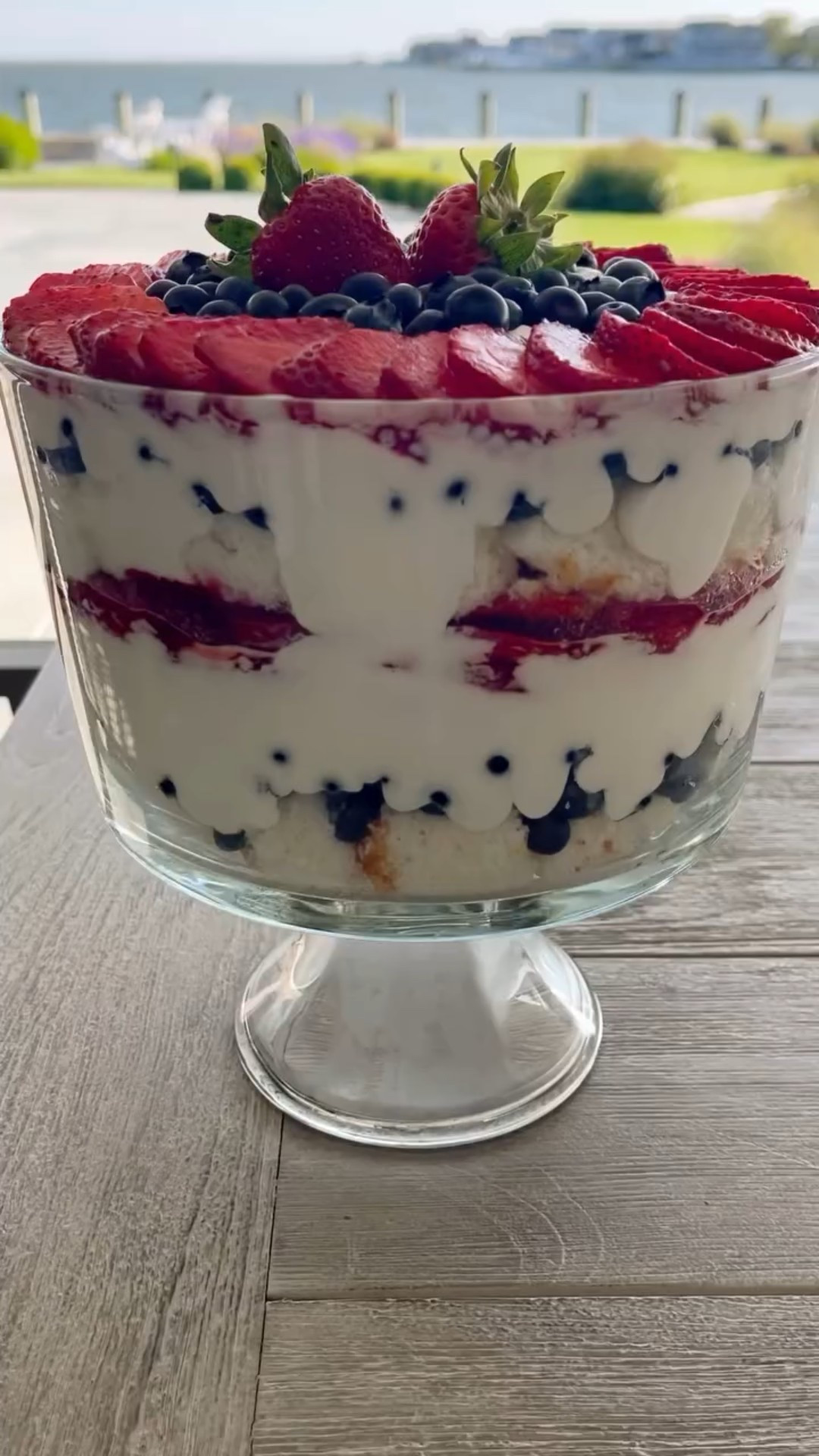 Don’t worry—this easy red, white, and blue trifle has zero beef sautéed with peas and onions. (Forever reminds me of Rachel Green’s ‘famous’ trifle 😂)

🍓🫐Save this for trifle for Memorial Day, July 4th, or anytime you need a summer dessert! 🇺🇸

✨google skinnytaste “trifle” for the recipe!✨

✅ Easy
✅ No Bake
✅ Great for summer BBQs
⠀⠀⠀⠀⠀⠀⠀⠀⠀
 
Get the full recipe on Skinnytaste
https://www.skinnytaste.com/red-white-and-blueberry-trifle/

❤️ To see more healthy recipes, be sure to hit the follow button! 


#LTKSeasonal #LTKHome