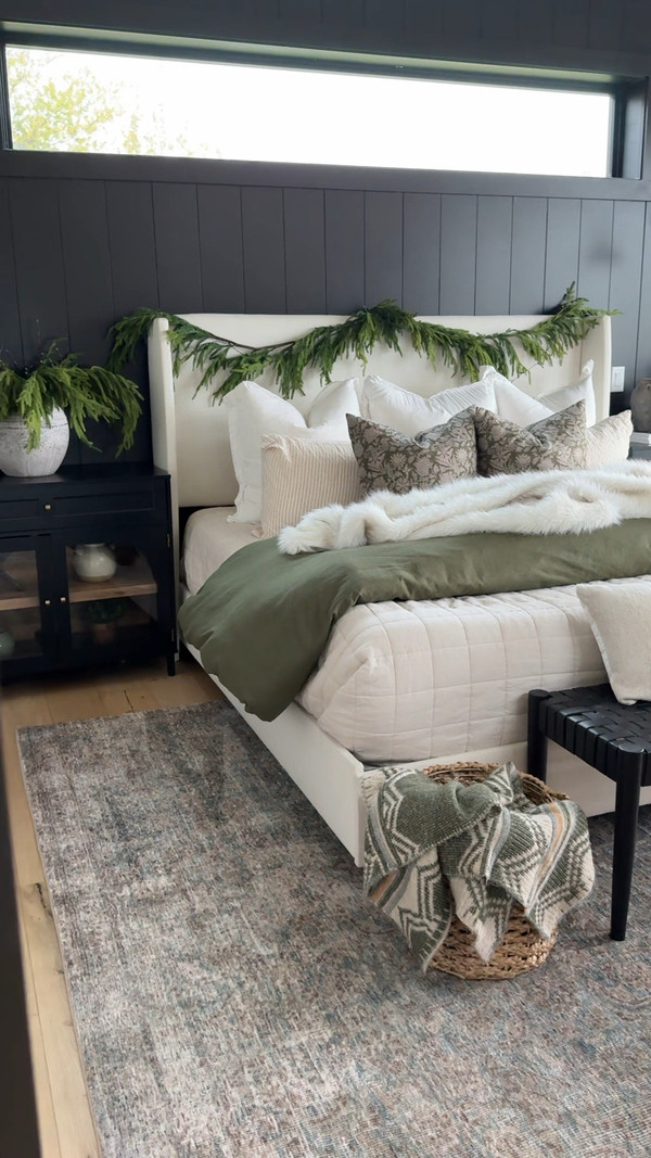 Transform your bedroom into a cozy retreat this Black Friday with unbeatable deals…